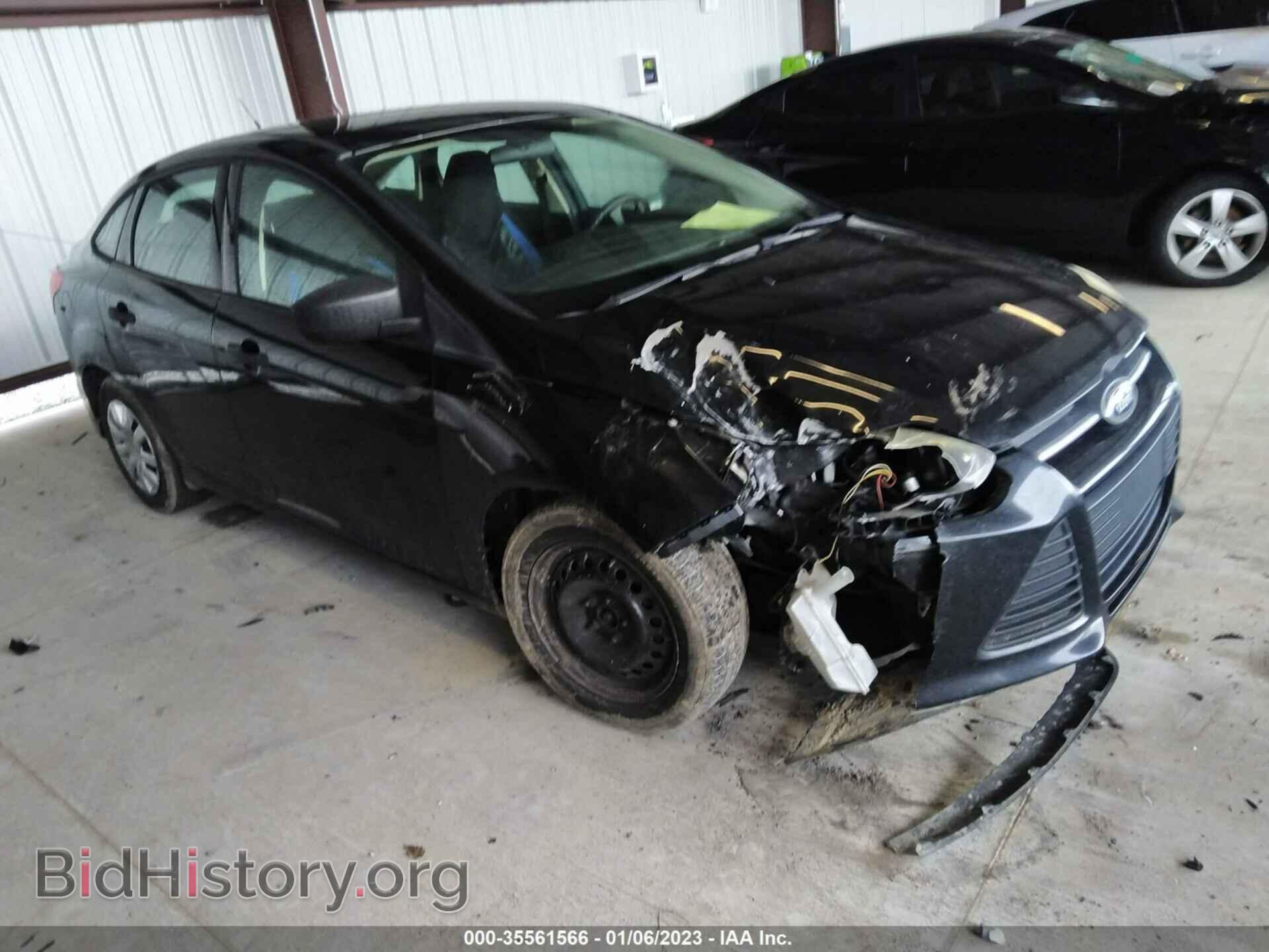 Фотография 1FAHP3E28CL360104 - FORD FOCUS 2012