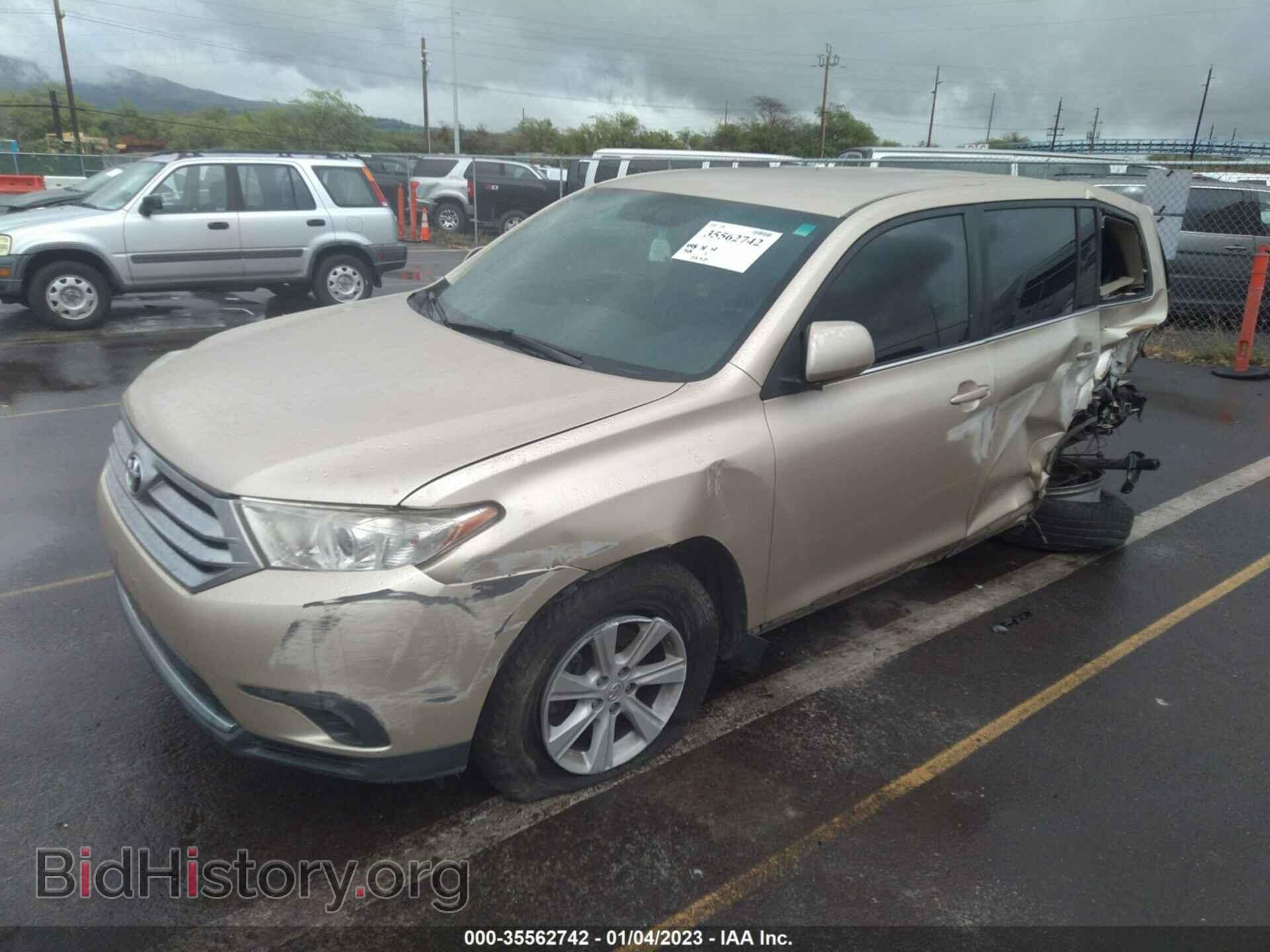 2013 TOYOTA HIGHLANDER - VIN: 5TDZA3EH8DS045209 - Фото 2