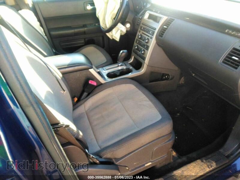 2011 Ford FLEX (VIN 2FMGK5BC0BBD16069) — фото 5 из 10