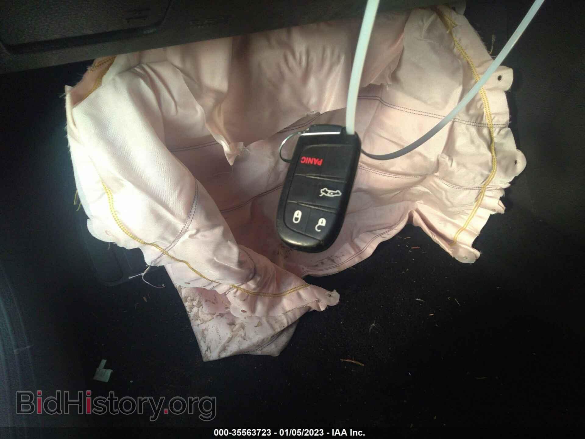 2015 CHRYSLER 200 - VIN: 1C3CCCAB3FN590801 - Фото 11