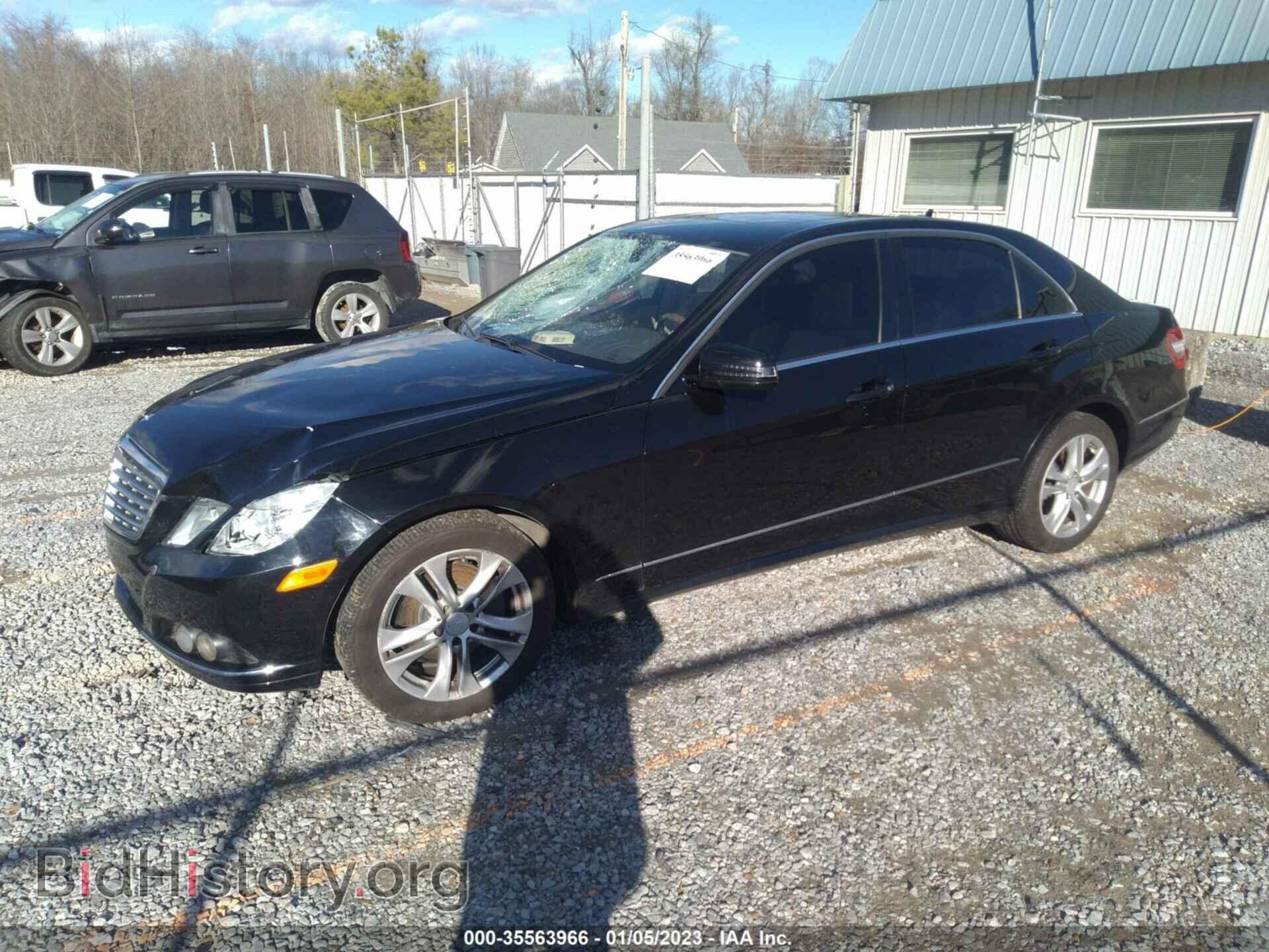 2011 MERCEDES-BENZ E-CLASS - VIN: WDDHF8HB7BA269556 - Фото 2