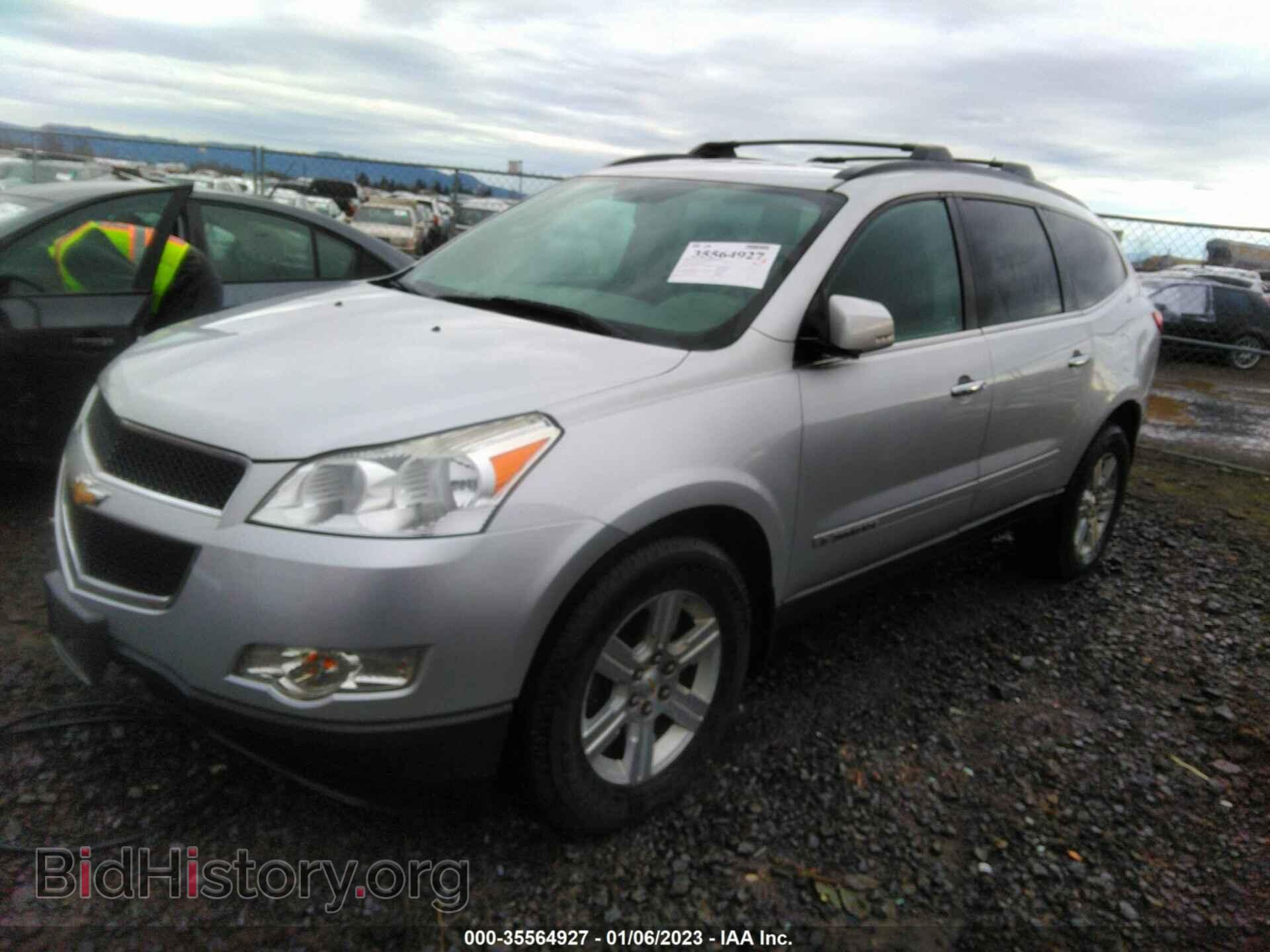 2009 CHEVROLET TRAVERSE - VIN: 1GNER23D89S109871 - Фото 2