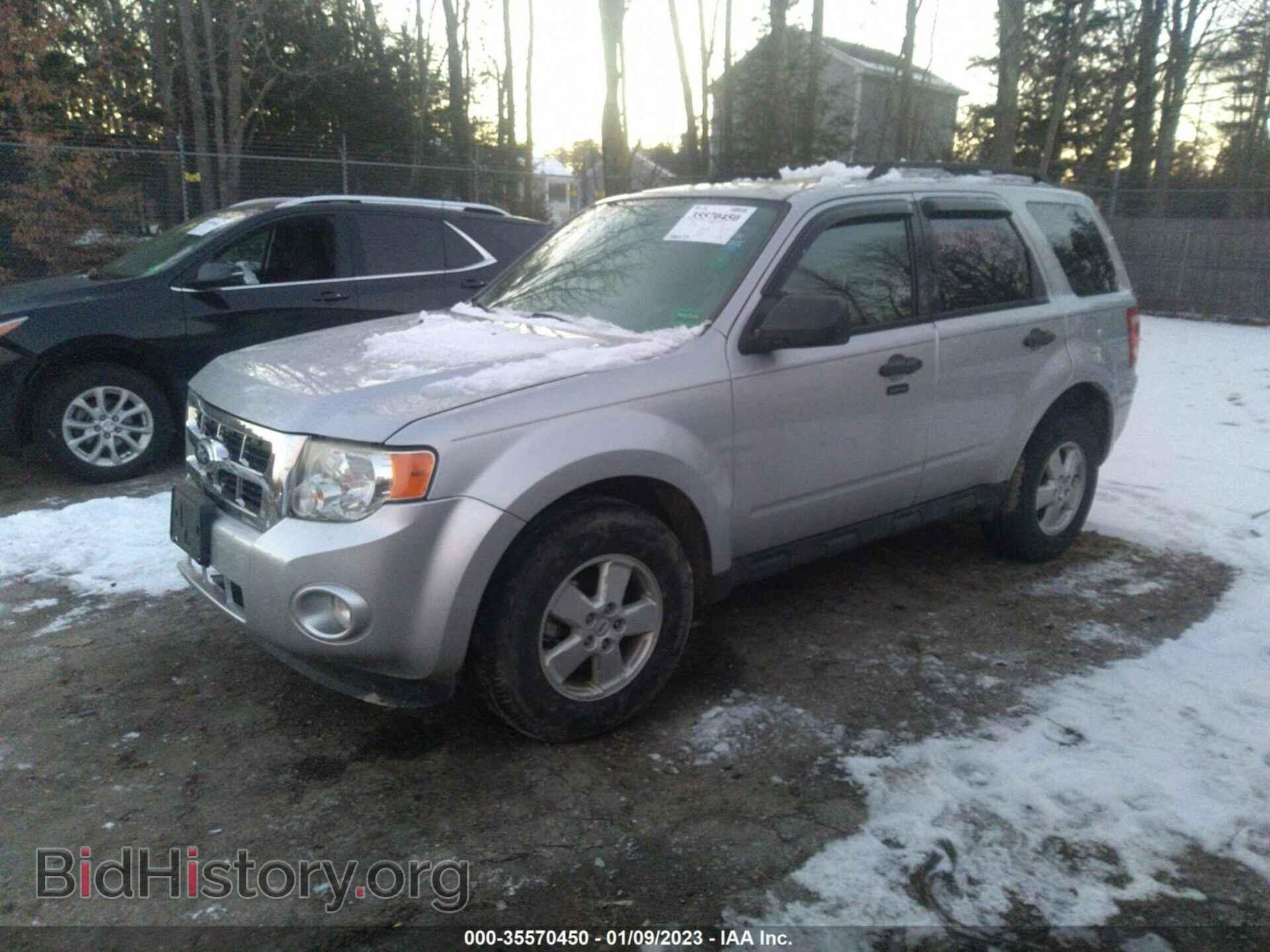 2011 FORD ESCAPE - VIN: 1FMCU9D70BKB08652 - Фото 2