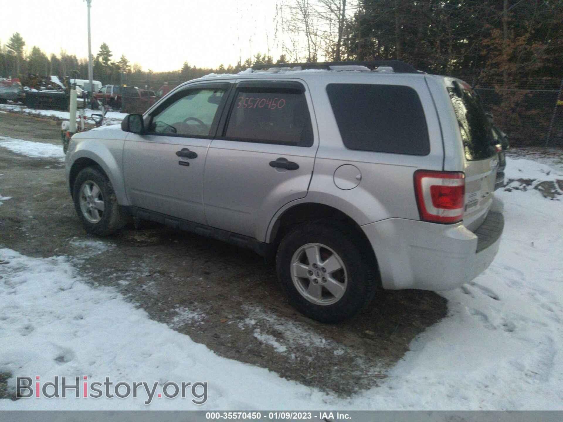 2011 FORD ESCAPE - VIN: 1FMCU9D70BKB08652 - Фото 3