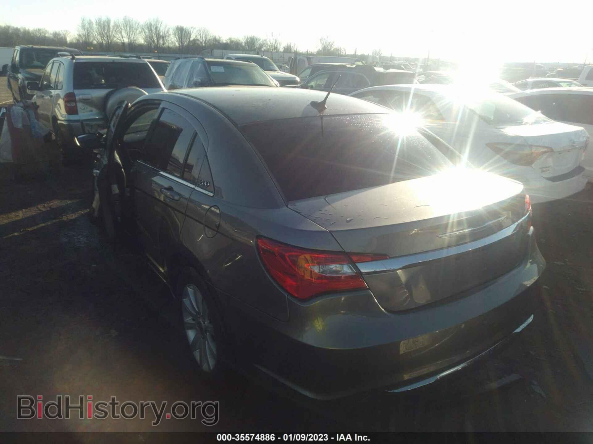 2013 CHRYSLER 200 - VIN: 1C3CCBBB2DN695223 - Фото 3