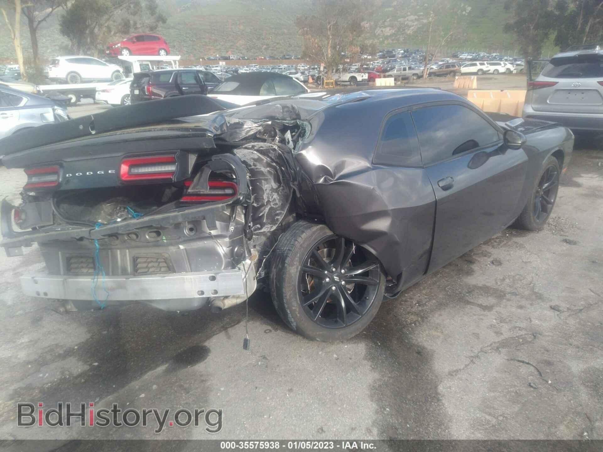 2018 DODGE CHALLENGER - VIN: 2C3CDZAG2JH332671 - Фото 4