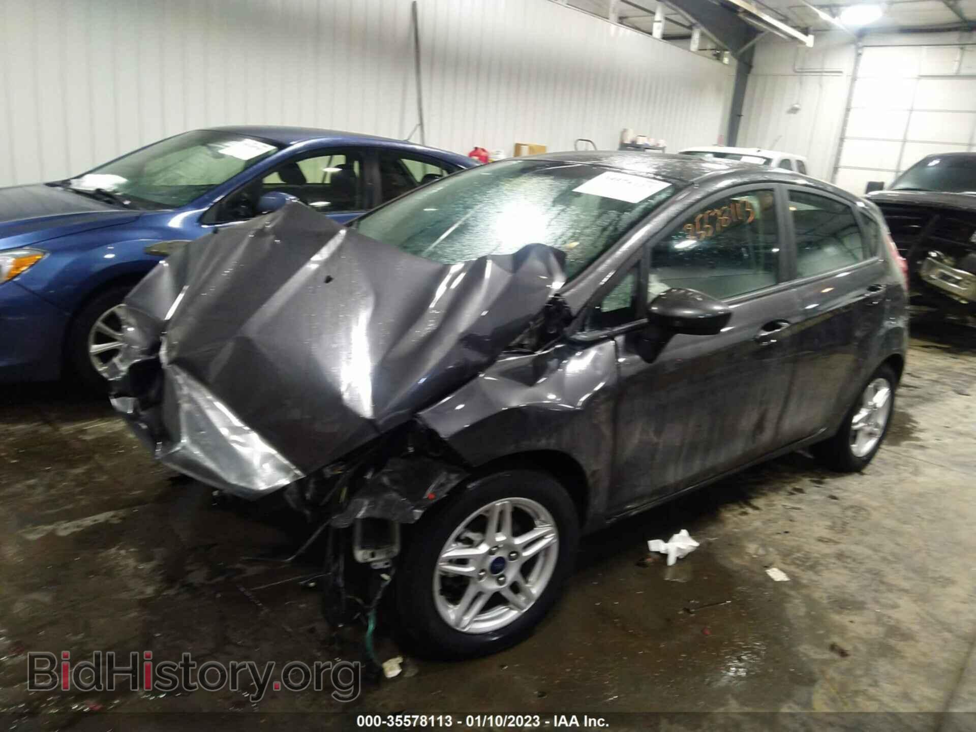 2019 FORD FIESTA - VIN: 3FADP4EJXKM159054 - Фото 2