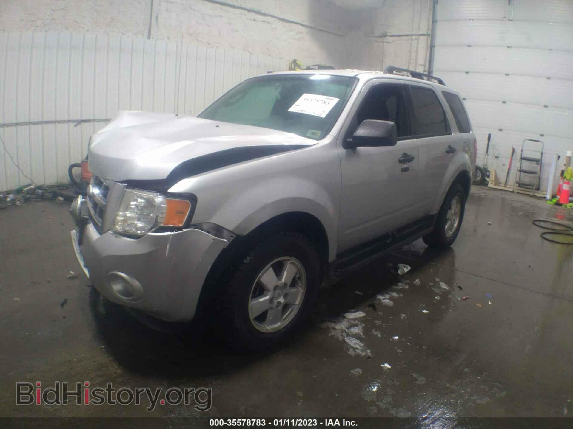 2010 FORD ESCAPE - VIN: 1FMCU9D72AKC83953 - Фото 2