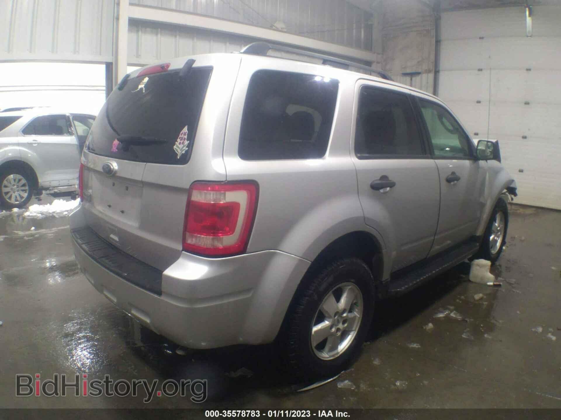 2010 FORD ESCAPE - VIN: 1FMCU9D72AKC83953 - Фото 4