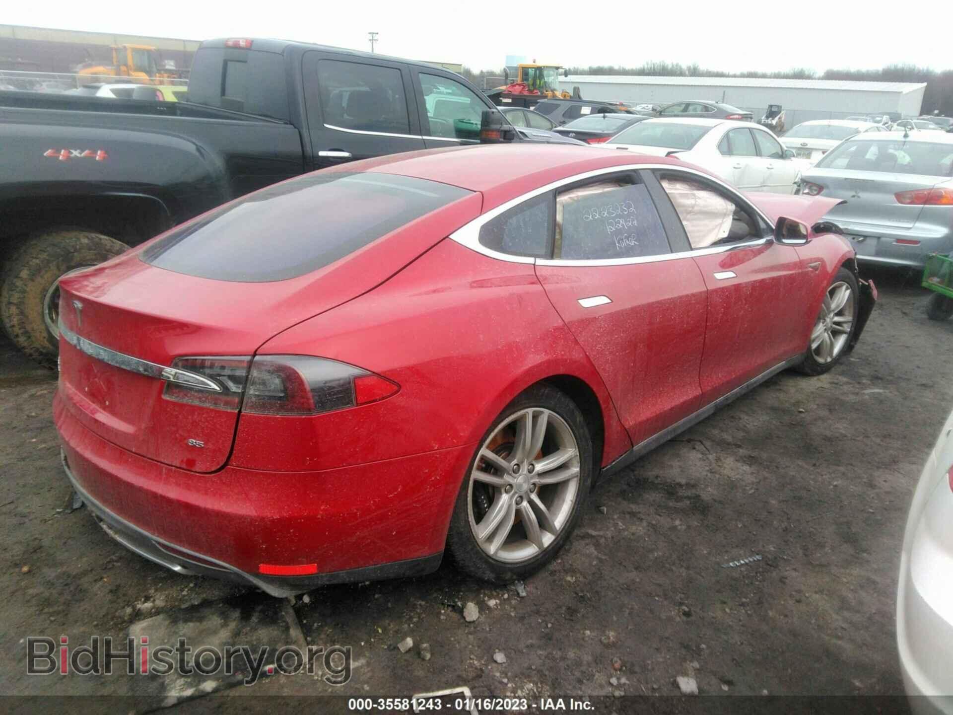 2013 TESLA MODEL S - VIN: 5YJSA1DN0DFP14607 - Фото 4
