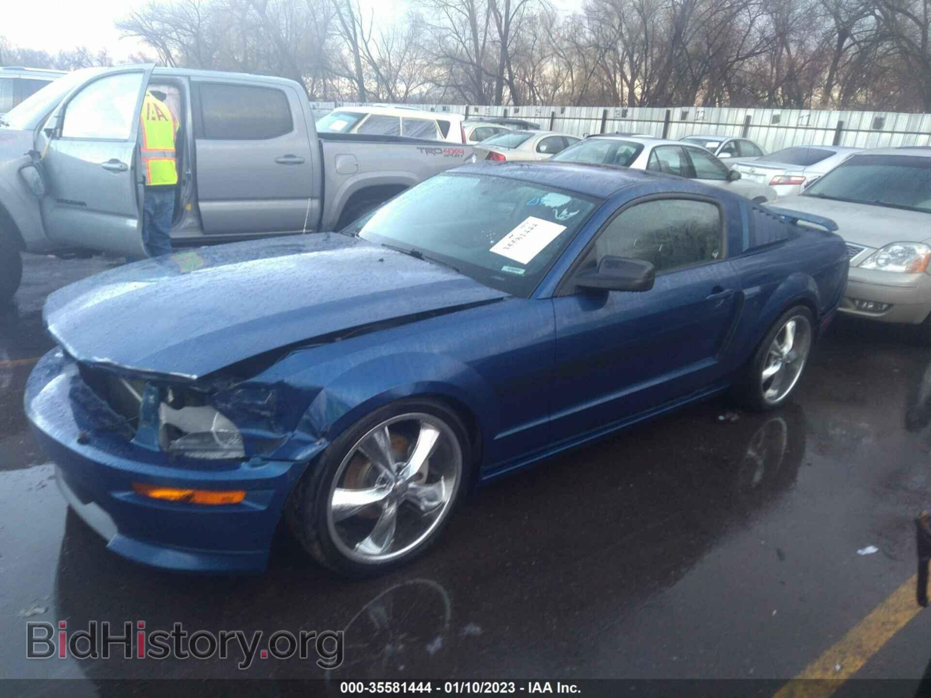 2007 FORD MUSTANG - VIN: 1ZVFT82H175202097 - Фото 2