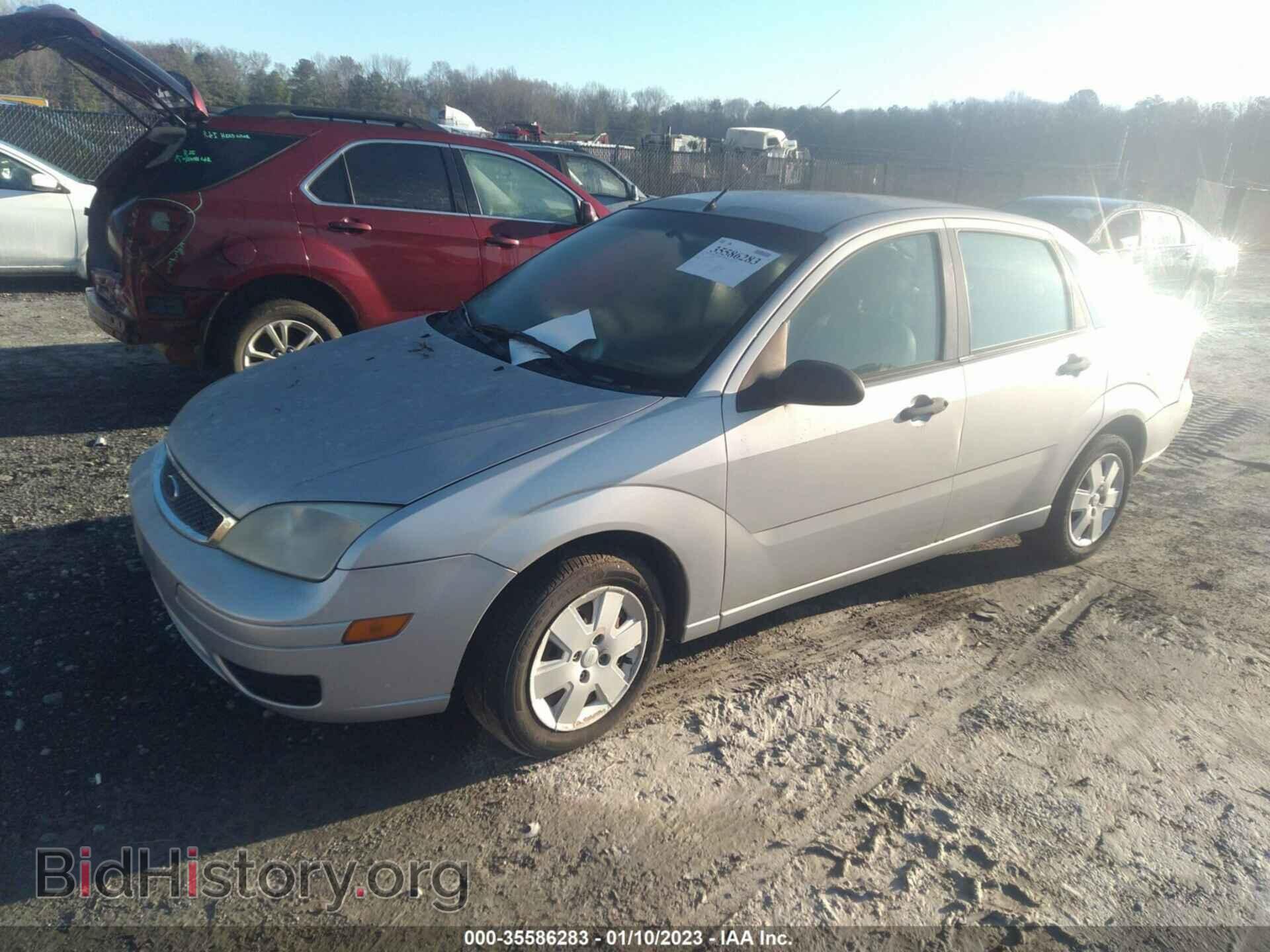 2007 FORD FOCUS - VIN: 1FAFP34N07W143654 - Фото 2