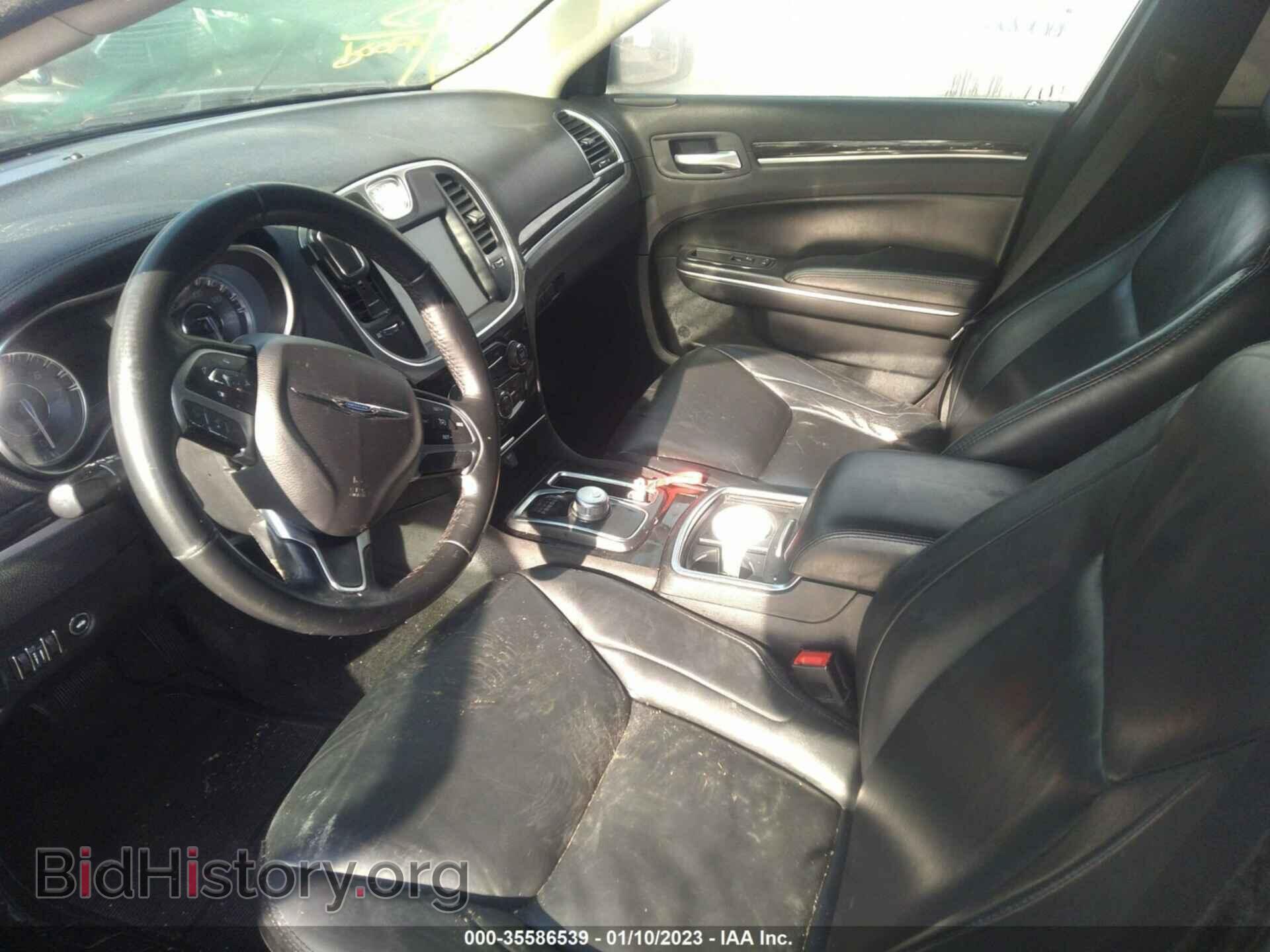 2015 CHRYSLER 300 - VIN: 2C3CCAAG1FH881810 - Фото 5