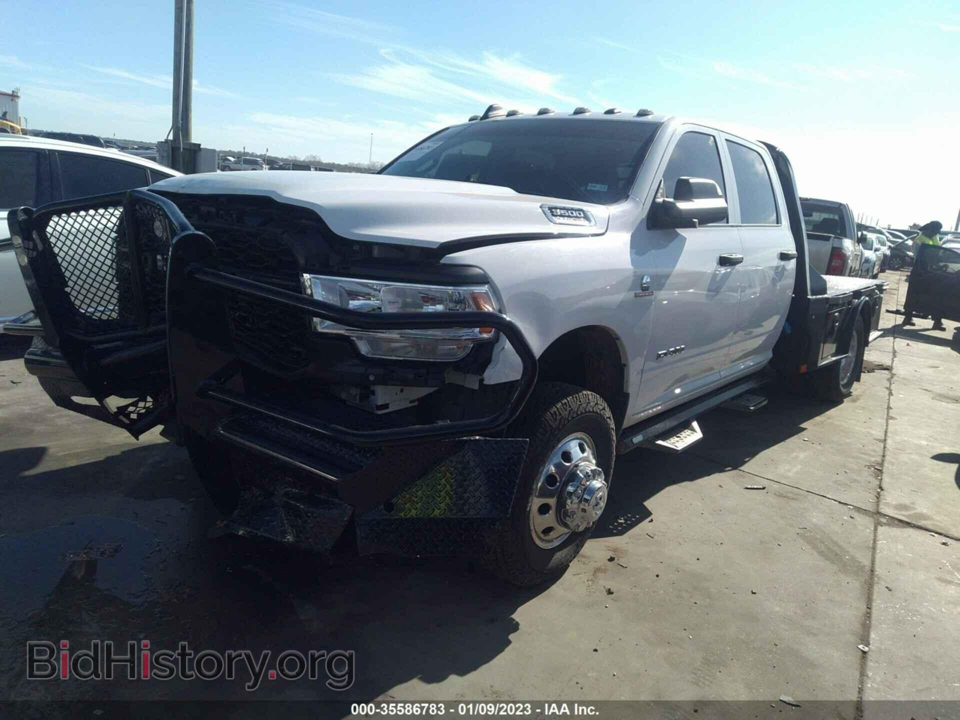 2019 RAM 3500 CHASSIS CAB - VIN: 3C7WRTCL9KG705274 - Photo 2