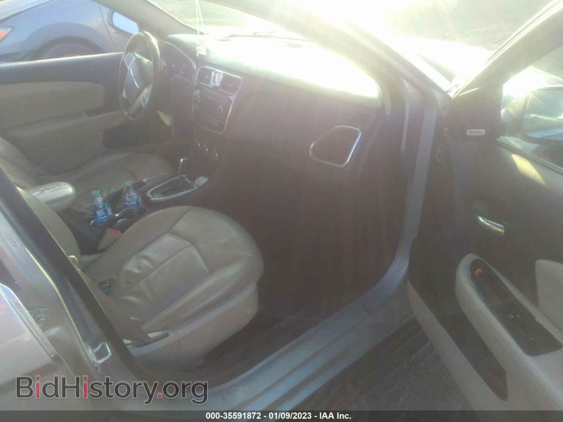 2013 CHRYSLER 200 - VIN: 1C3CCBCG4DN526055 - Фото 5