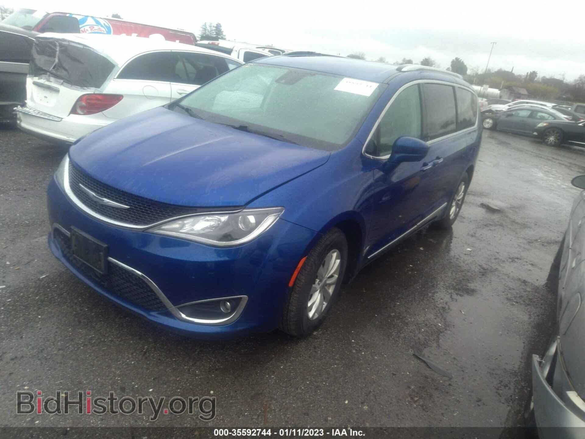 2019 CHRYSLER PACIFICA - VIN: 2C4RC1BG4KR652191 - Фото 2