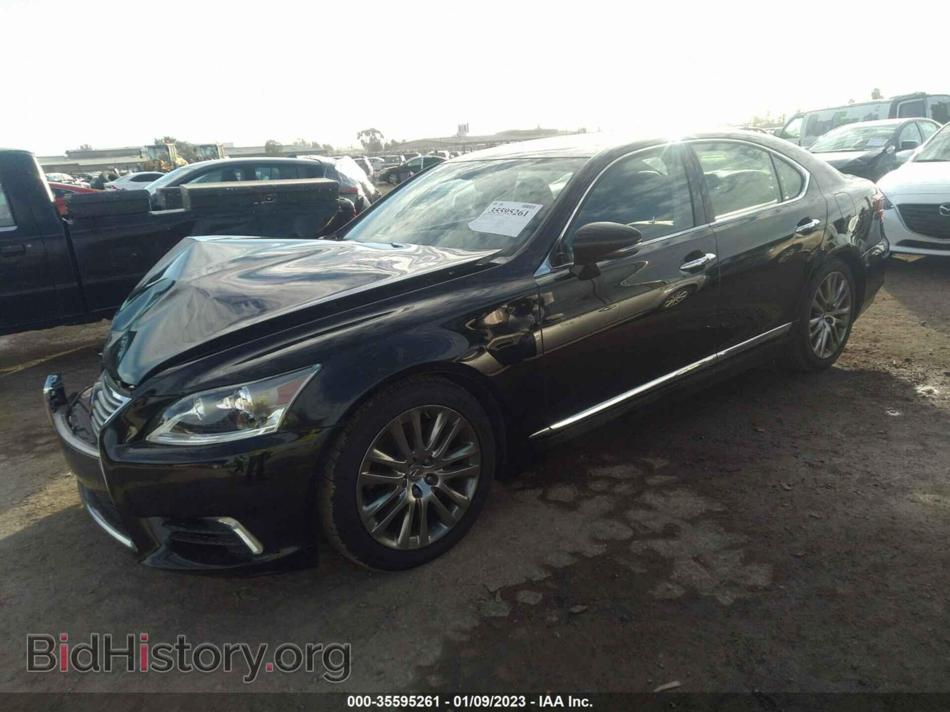 2015 LEXUS LS 460 - VIN: JTHBL5EF1F5138165 - Photo 2