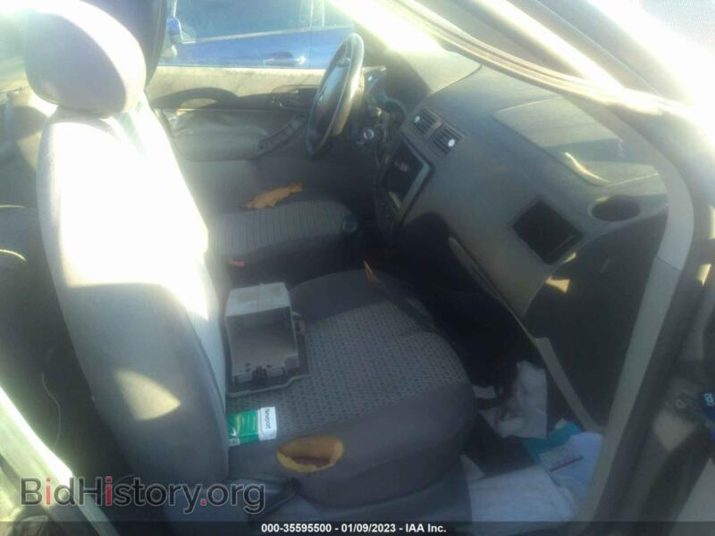 2006 Ford FOCUS (VIN 1FAFP34N06W244496) — фото 5 из 11