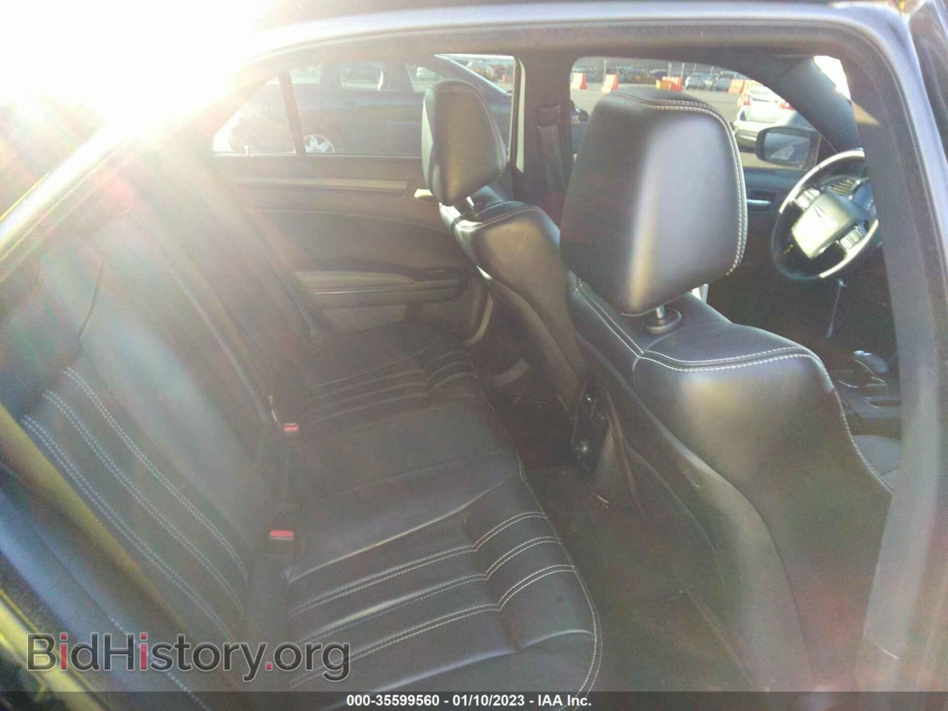 2014 CHRYSLER 300 - VIN: 2C3CCABG7EH179214 - Фото 8
