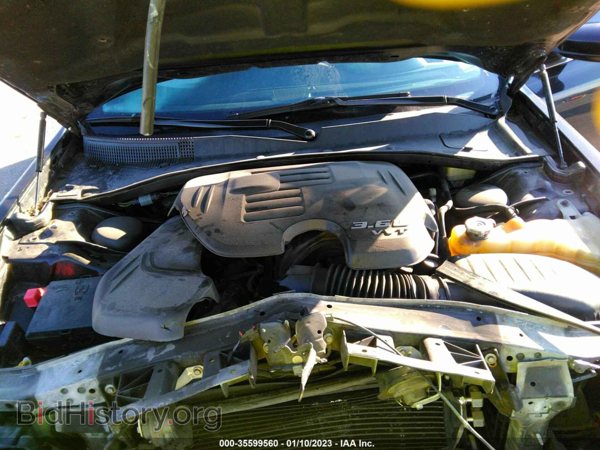 2014 CHRYSLER 300 - VIN: 2C3CCABG7EH179214 - Фото 10