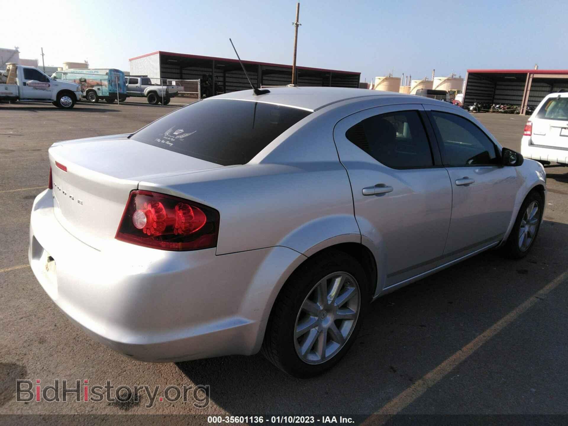 2011 DODGE AVENGER - VIN: 1B3BD4FB8BN502372 - Фото 4