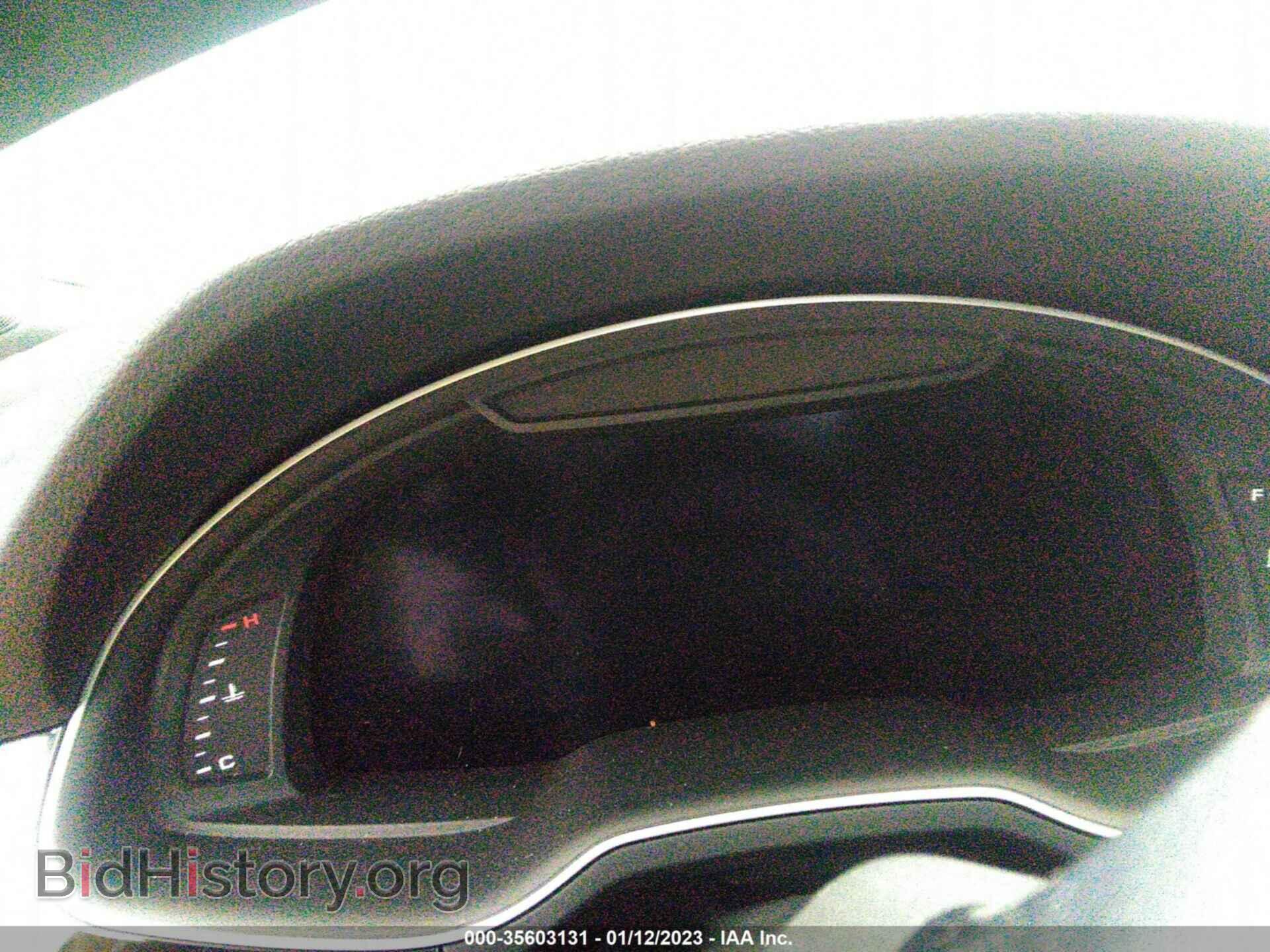 2019 AUDI Q7 - VIN: WA1VAAF73KD043413 - Фото 7