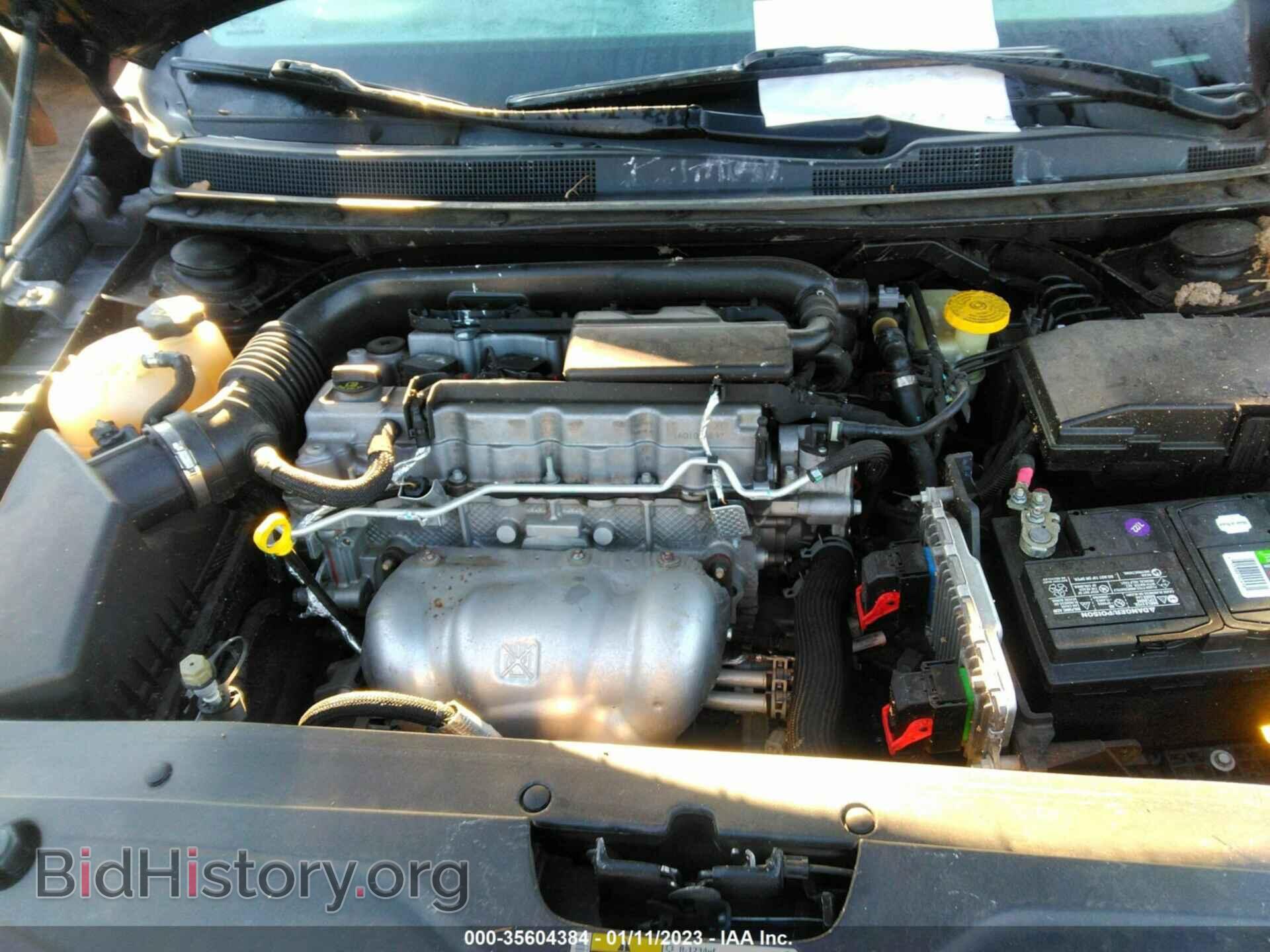 2016 CHRYSLER 200 - VIN: 1C3CCCFB4GN188473 - Фото 10