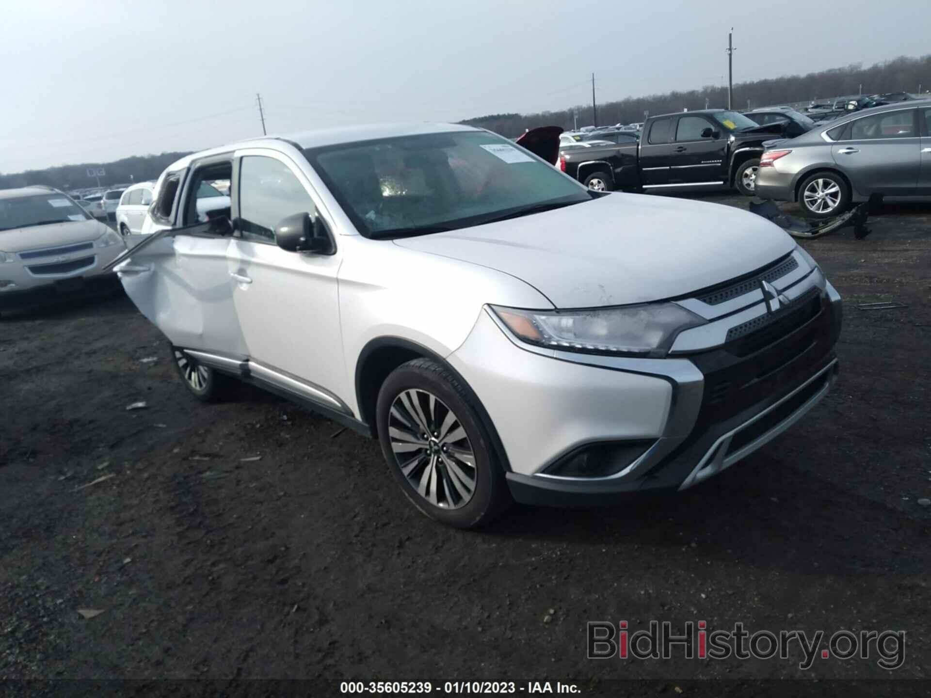 Photo JA4AD2A33KZ055435 - MITSUBISHI OUTLANDER 2019