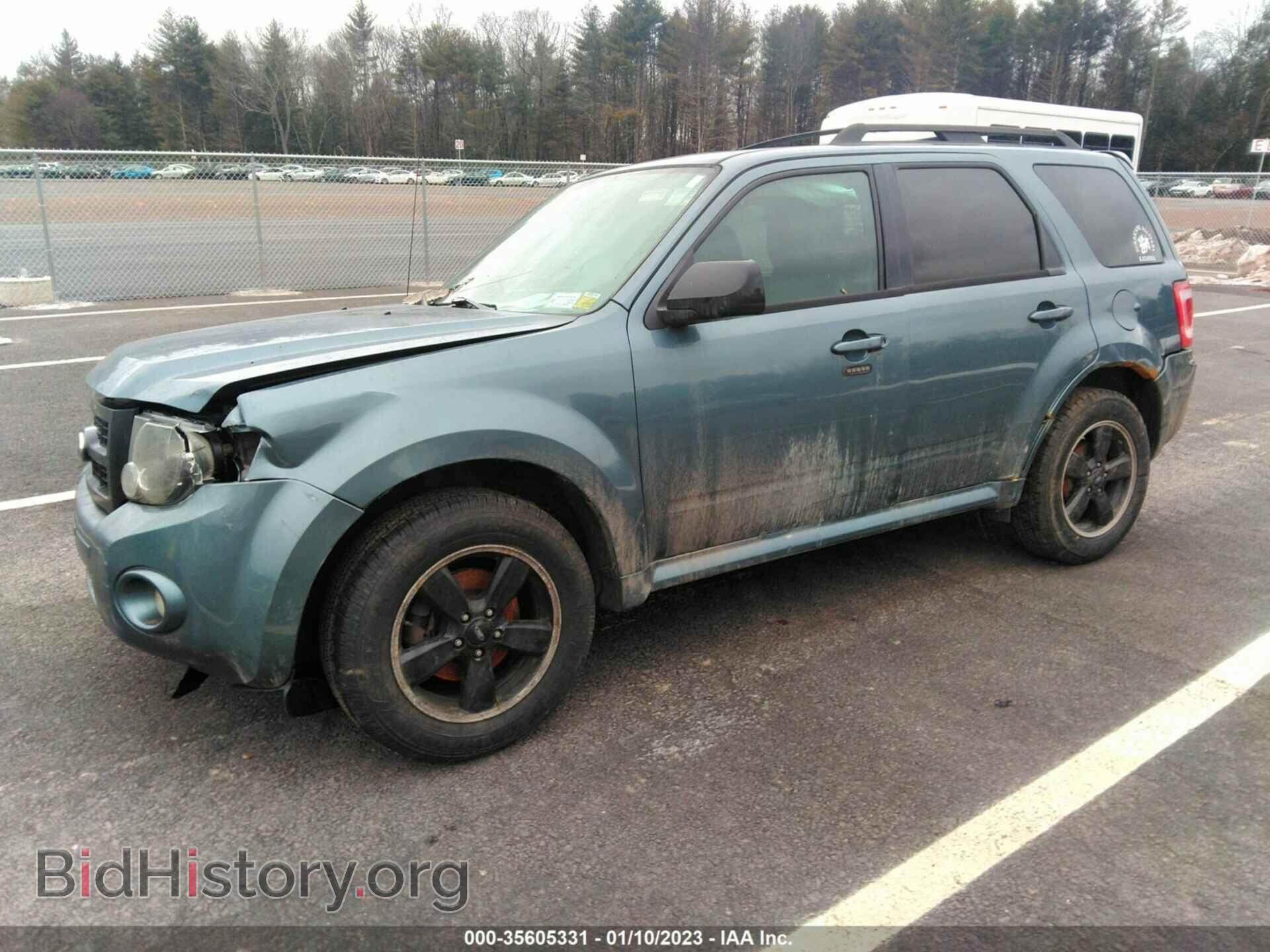 2011 FORD ESCAPE - VIN: 1FMCU9DG0BKB62999 - Фото 2
