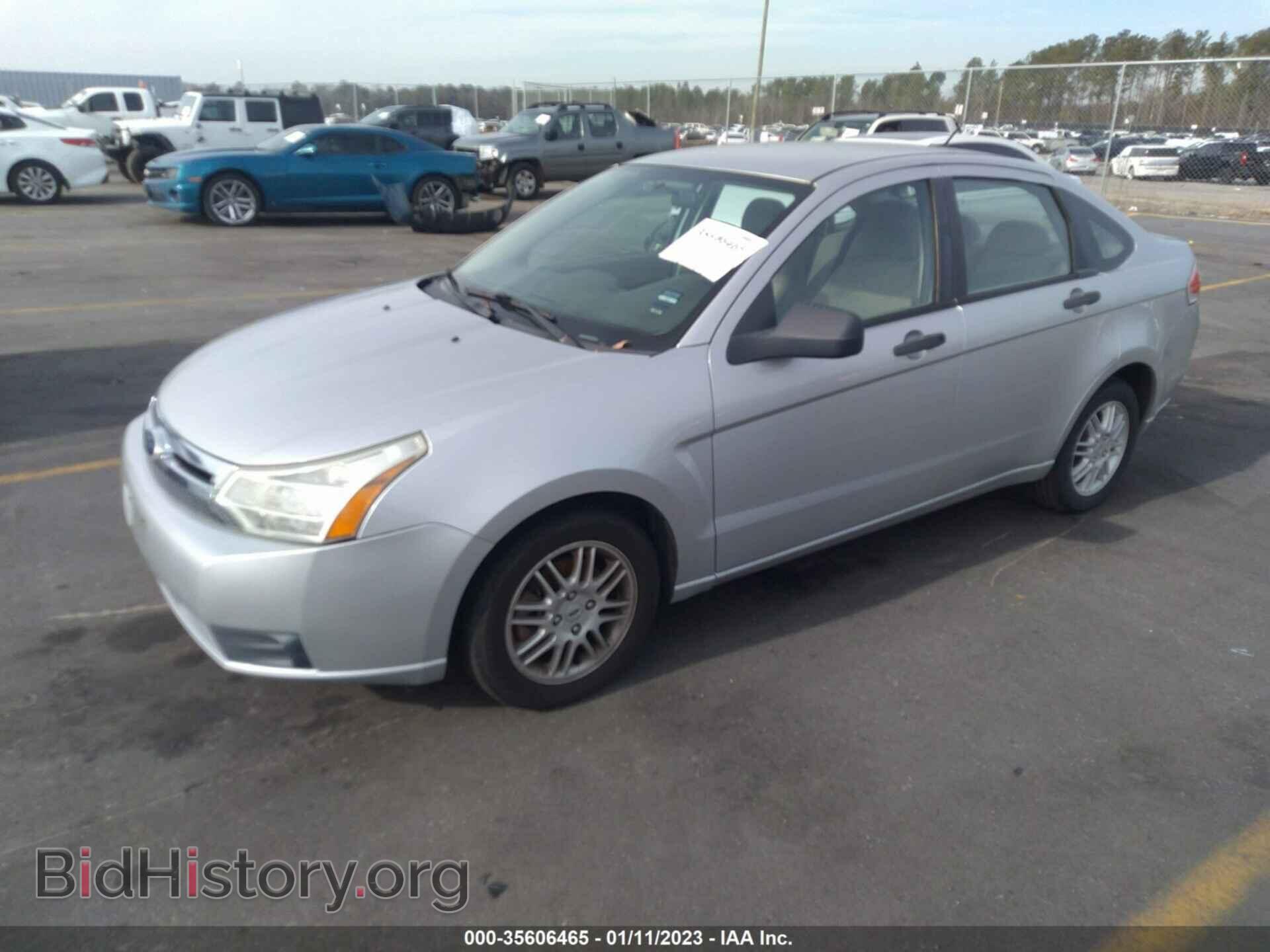 2010 FORD FOCUS - VIN: 1FAHP3FN3AW261405 - Фото 2