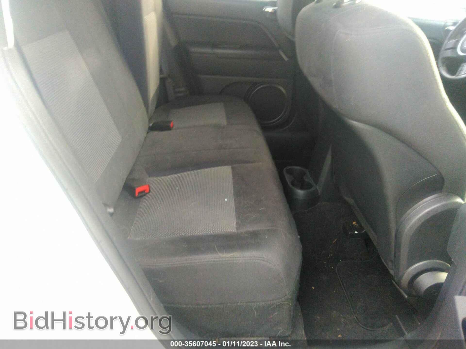2011 JEEP COMPASS - VIN: 1J4NF1FB5BD283861 - Photo 8