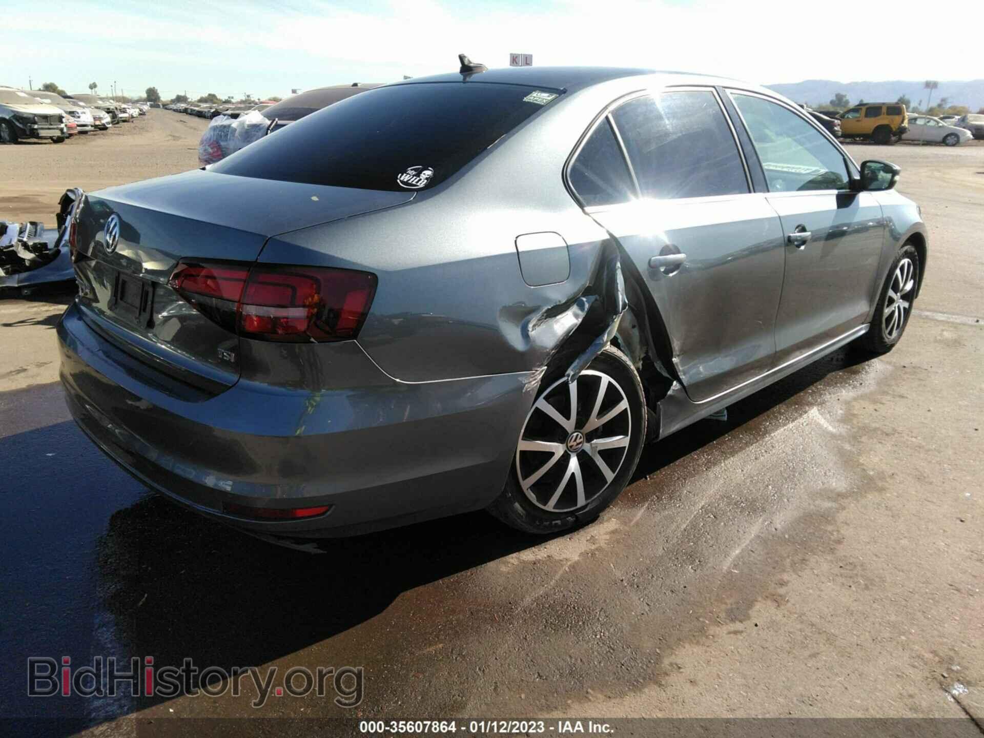 2017 VOLKSWAGEN JETTA - VIN: 3VWDB7AJ8HM200948 - Фото 4