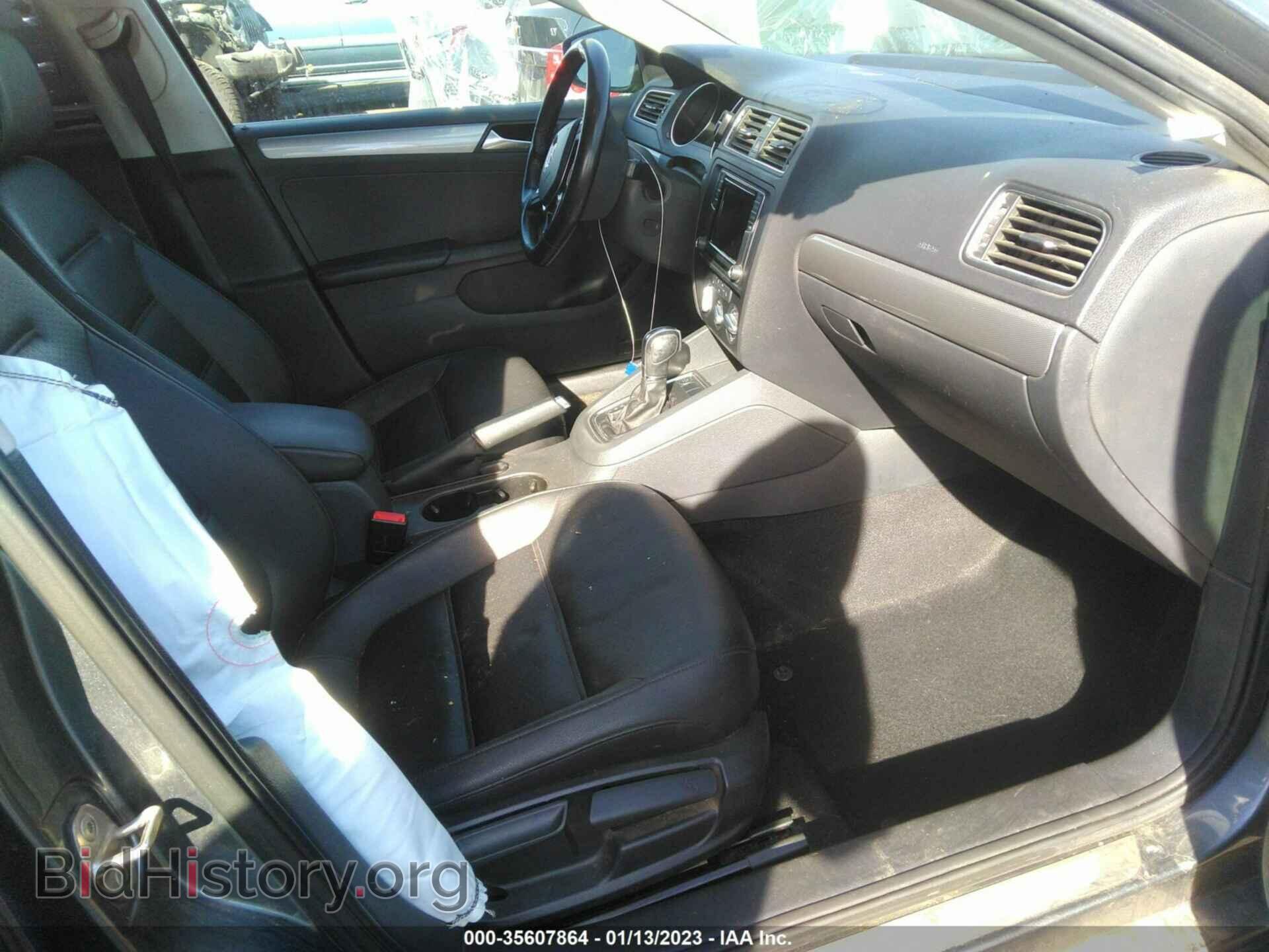 2017 VOLKSWAGEN JETTA - VIN: 3VWDB7AJ8HM200948 - Фото 5