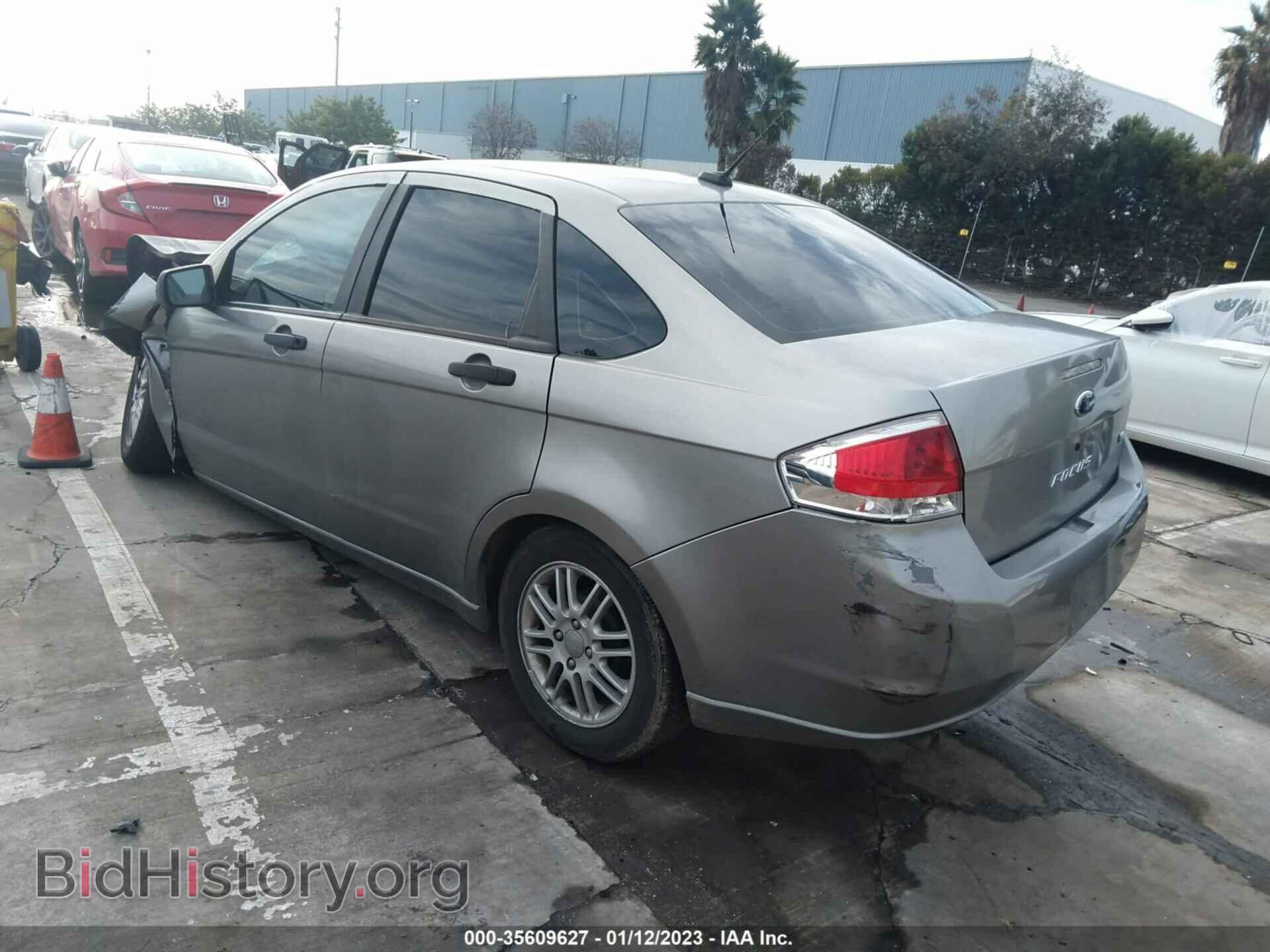 2008 FORD FOCUS - VIN: 1FAHP35N58W198531 - Фото 3