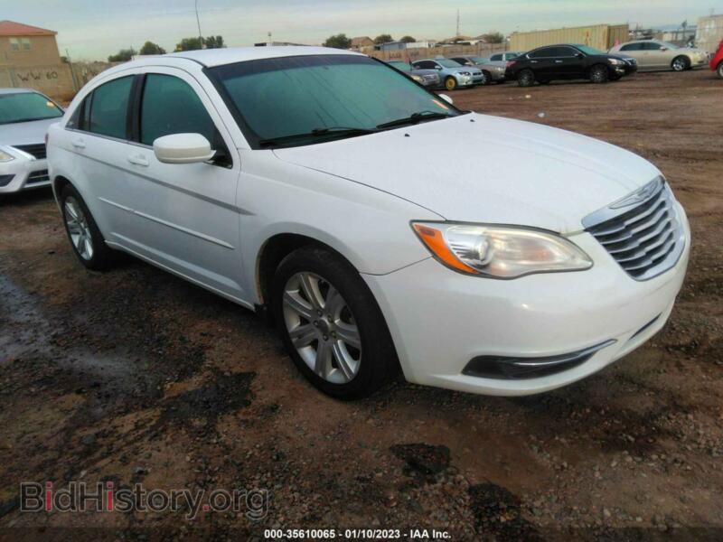 2013 Chrysler 200 Touring (VIN 1C3CCBBBXDN718599) — photo 1 of 11, IAAI, damage: normal wear & tear