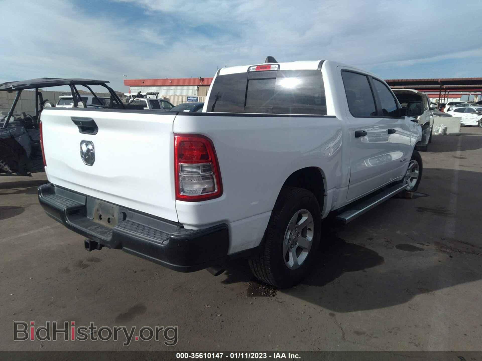 2019 RAM 1500 - VIN: 1C6RREGT2KN543373 - Фото 4