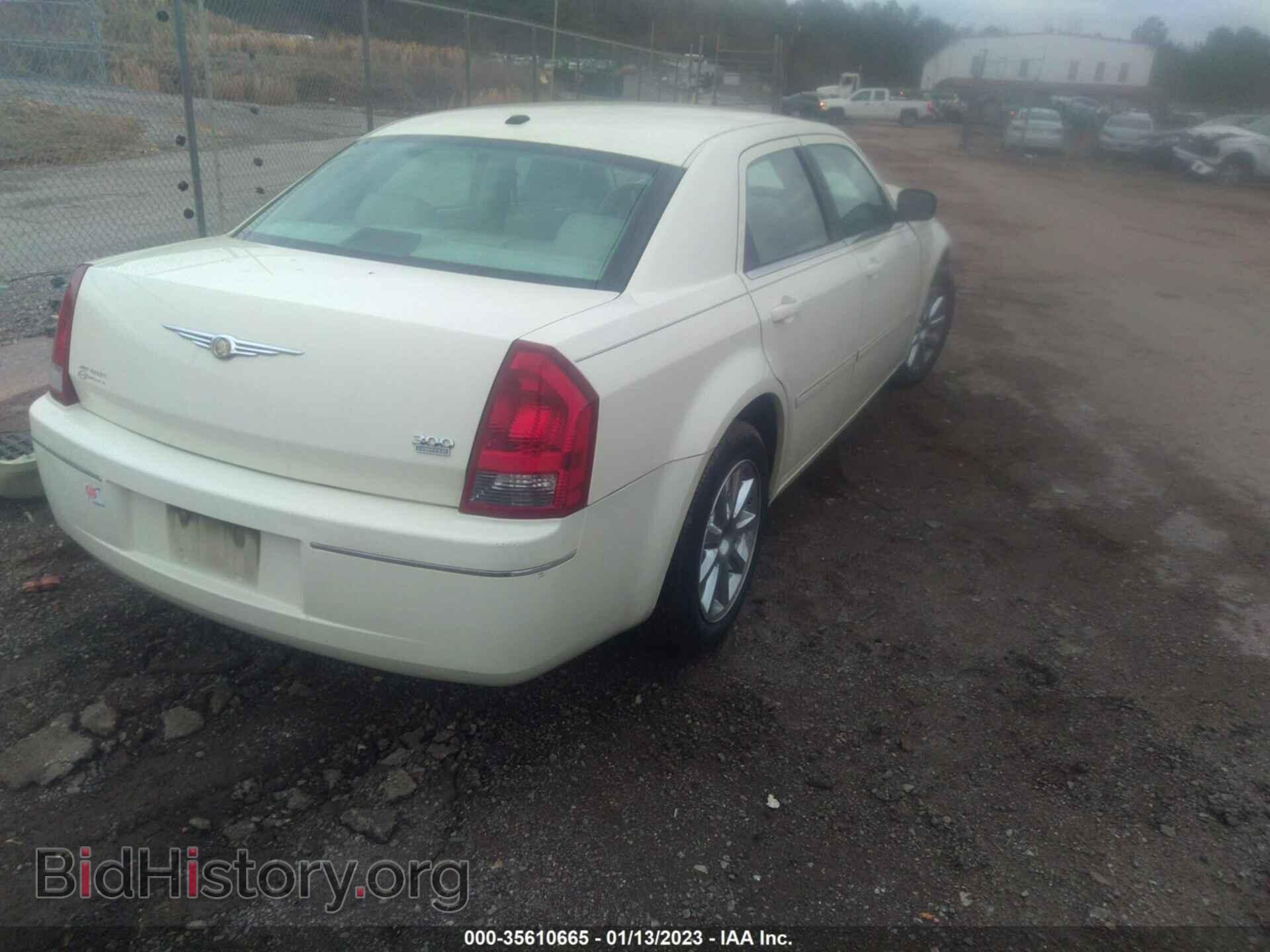 2007 CHRYSLER 300 - VIN: 2C3KA53G87H826892 - Фото 4