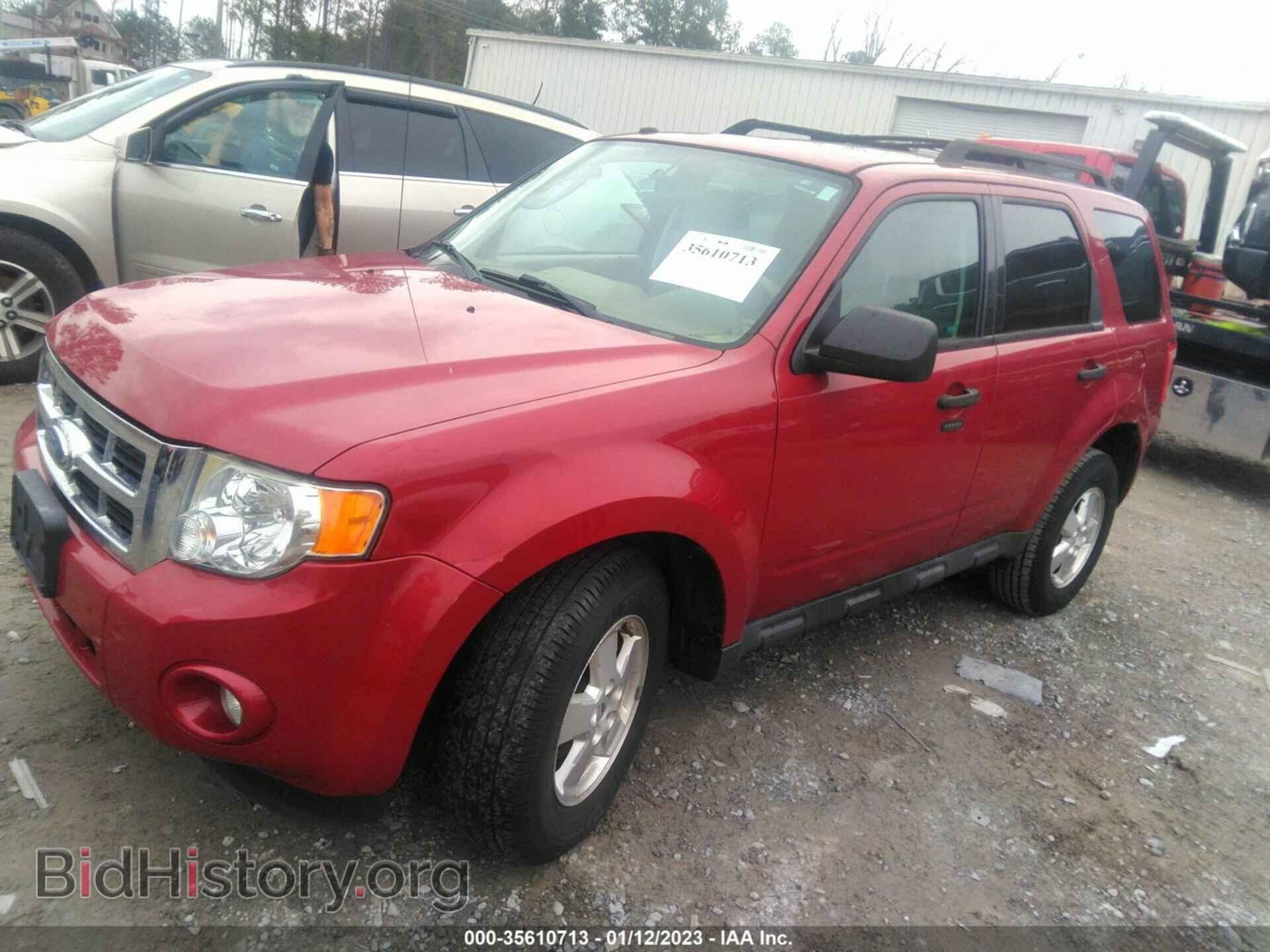 2011 FORD ESCAPE - VIN: 1FMCU0DG8BKC29263 - Photo 2