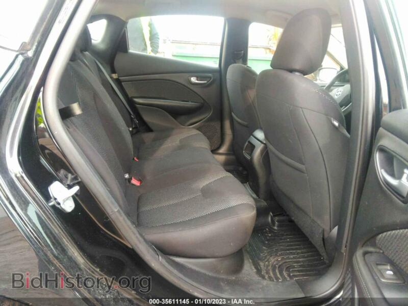 2016 Dodge DART (VIN 1C3CDFAA8GD530767) — фото 8 из 11