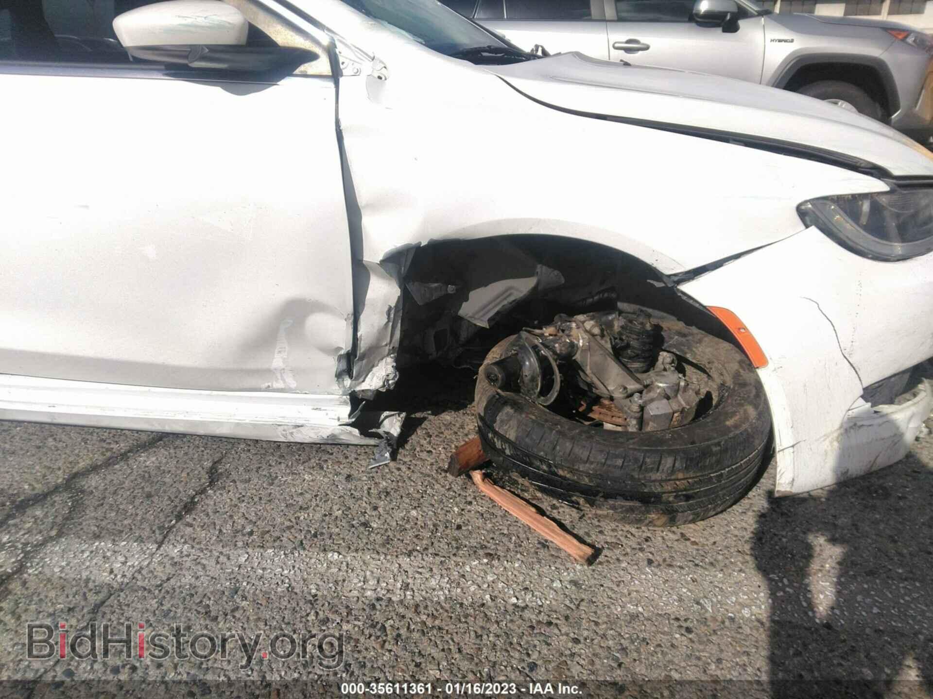 2015 CHRYSLER 200 - VIN: 1C3CCCAB0FN645110 - Фото 6