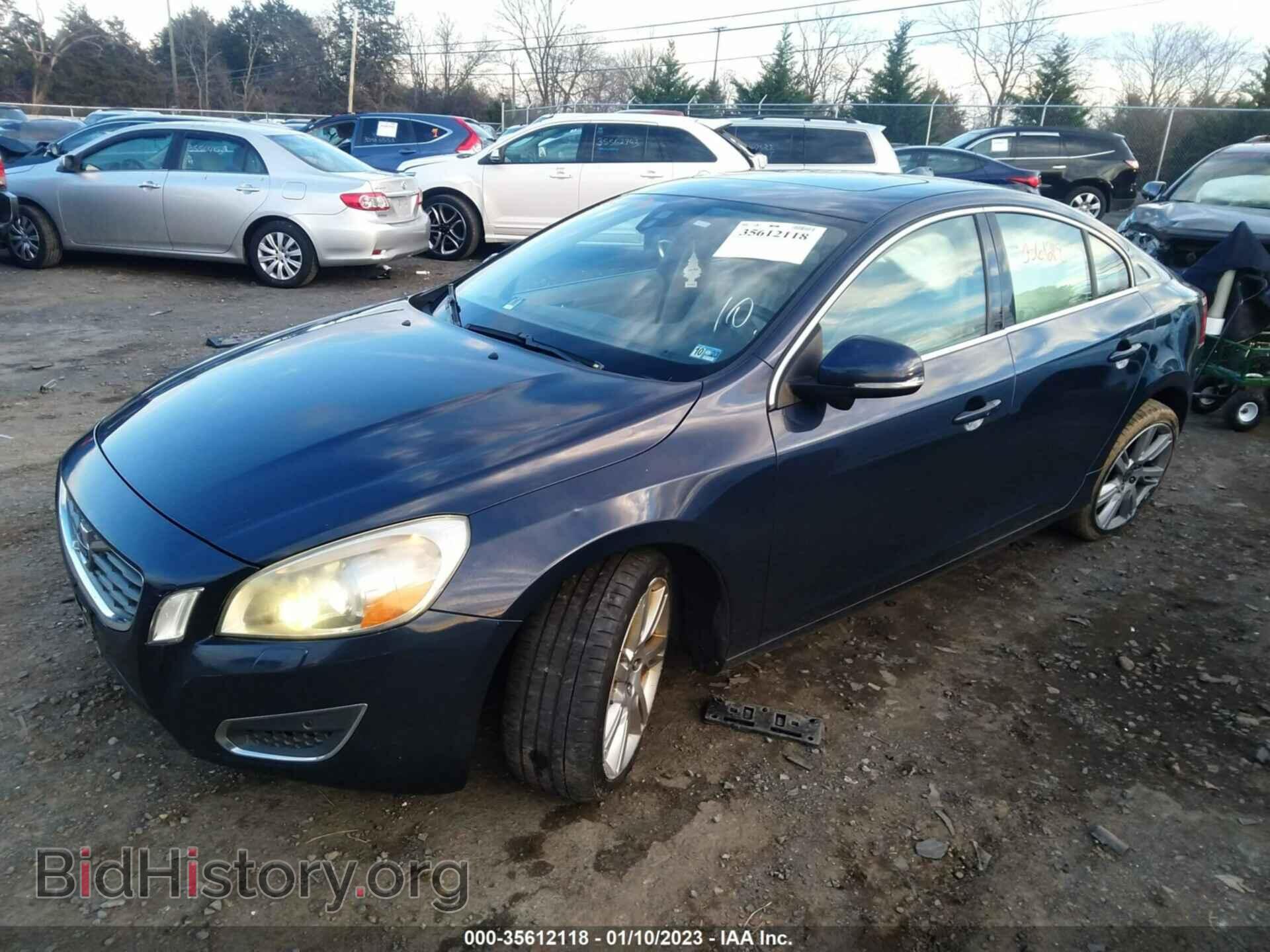 2011 VOLVO S60 - VIN: YV1902FH6B2017550 - Фото 2