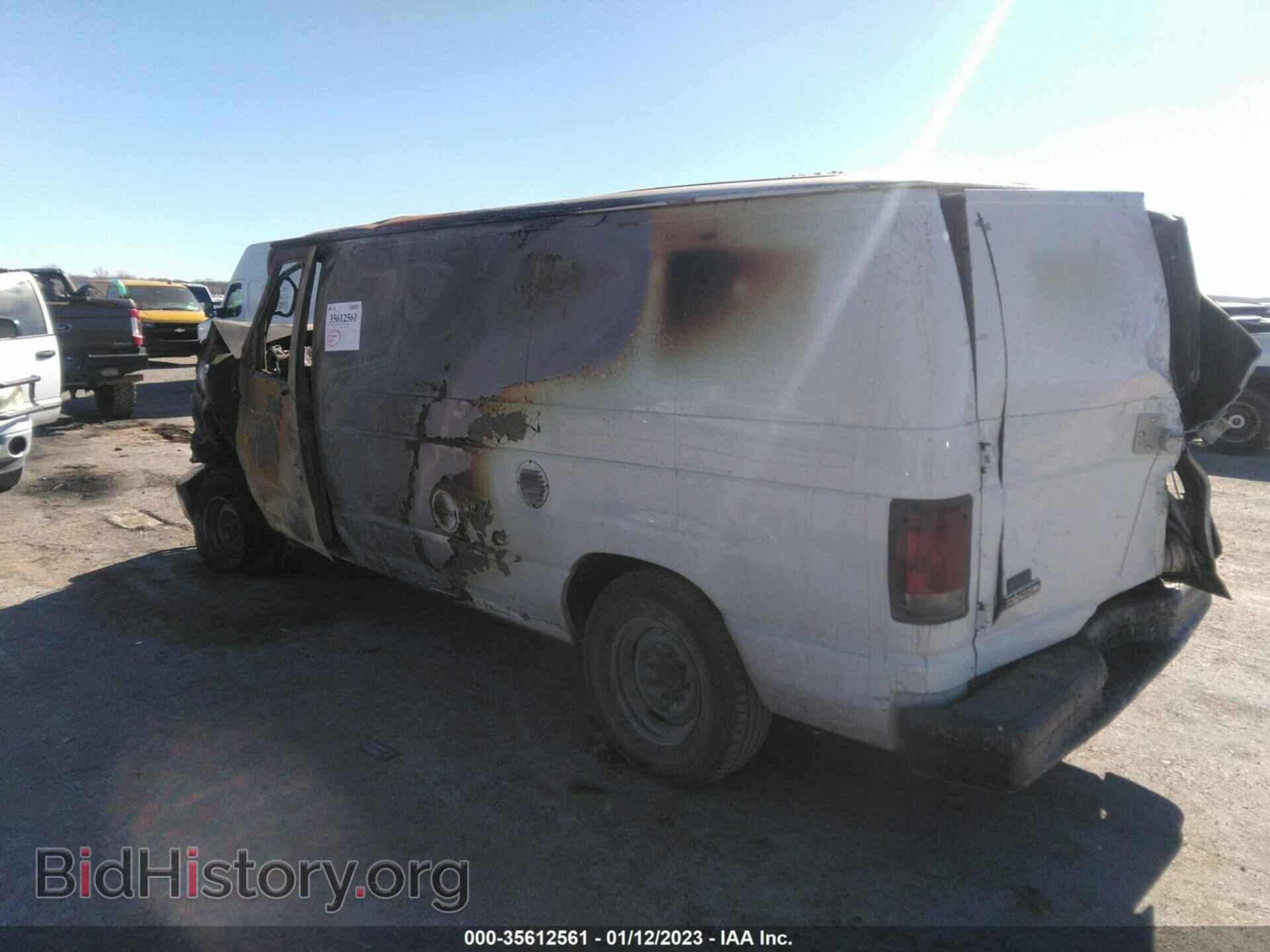 2010 FORD ECONOLINE CARGO VAN - VIN: 1FTNE1EW1ADA95818 - Фото 3