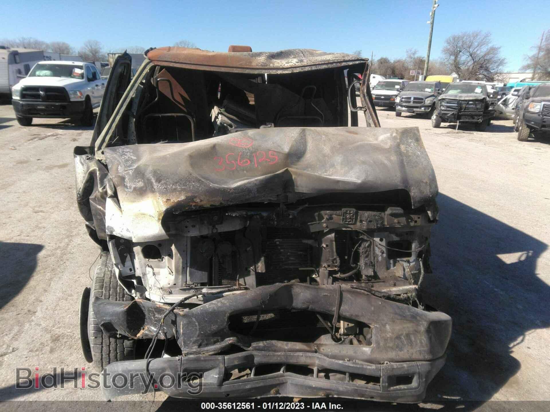 2010 FORD ECONOLINE CARGO VAN - VIN: 1FTNE1EW1ADA95818 - Фото 6