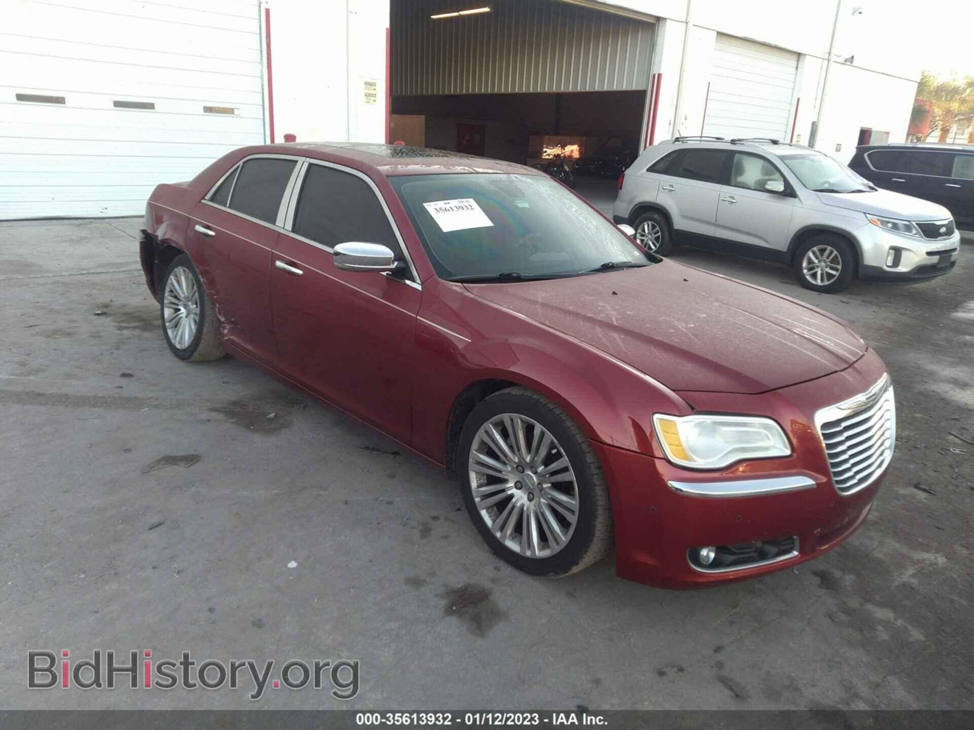 Фотография 2C3CCAET3CH188708 - CHRYSLER 300 2012