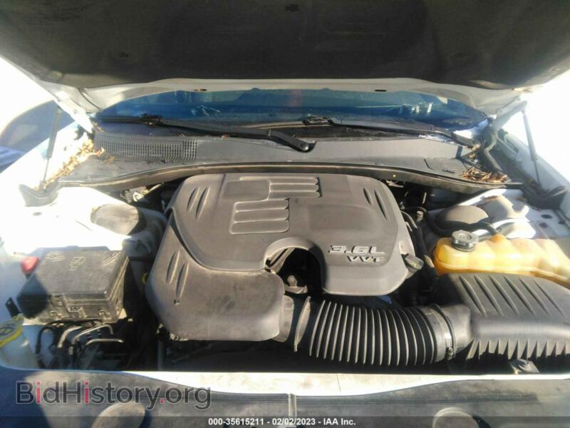 2011 Dodge CHARGER (VIN 2B3CL3CGXBH586382) — photo 10 of 11