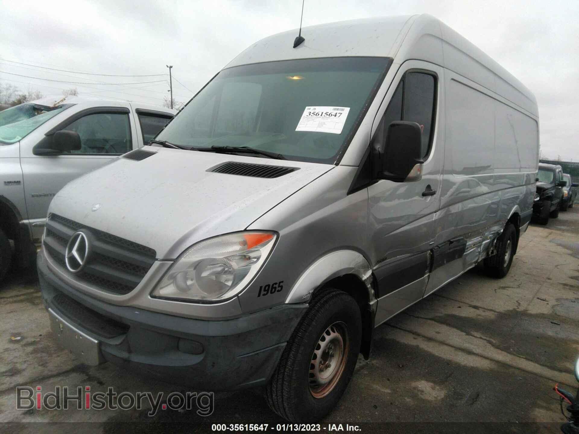 2013 MERCEDES-BENZ SPRINTER CARGO VANS - VIN: WD3PE8CC2D5741449 - Фото 2