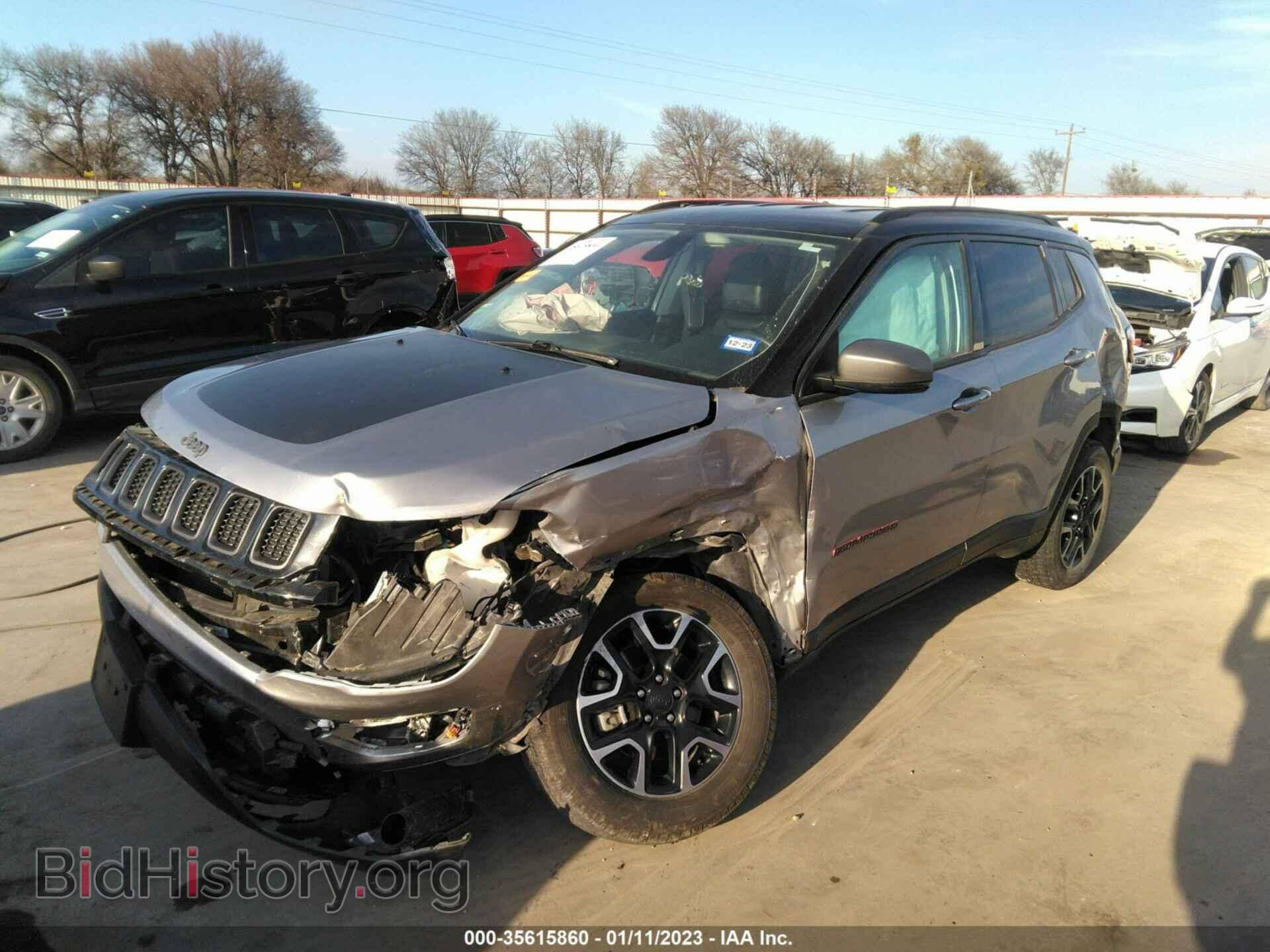 2019 JEEP COMPASS - VIN: 3C4NJDDB6KT740017 - Фото 2