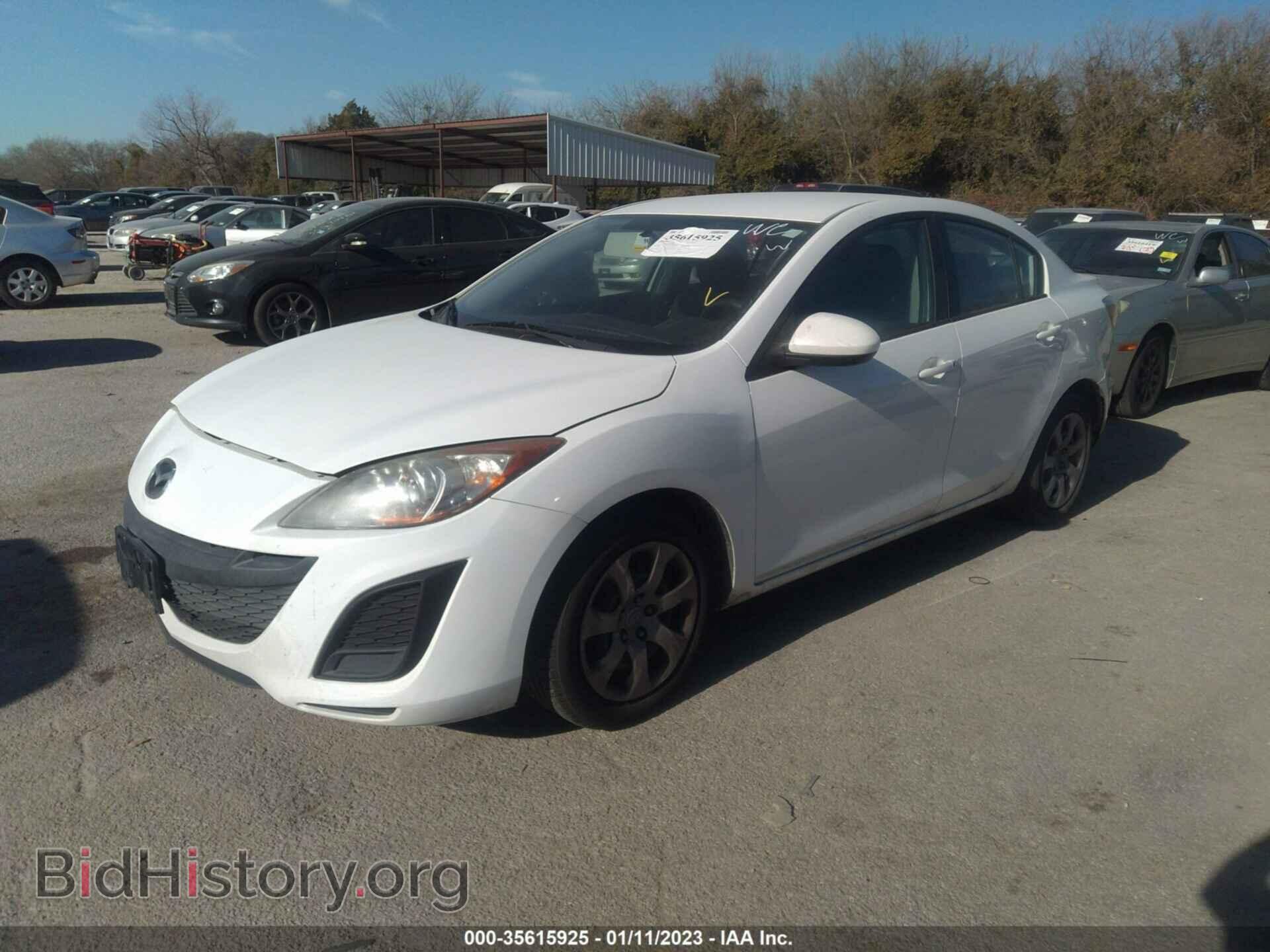 2011 MAZDA MAZDA3 - VIN: JM1BL1UG9B1498886 - Фото 2