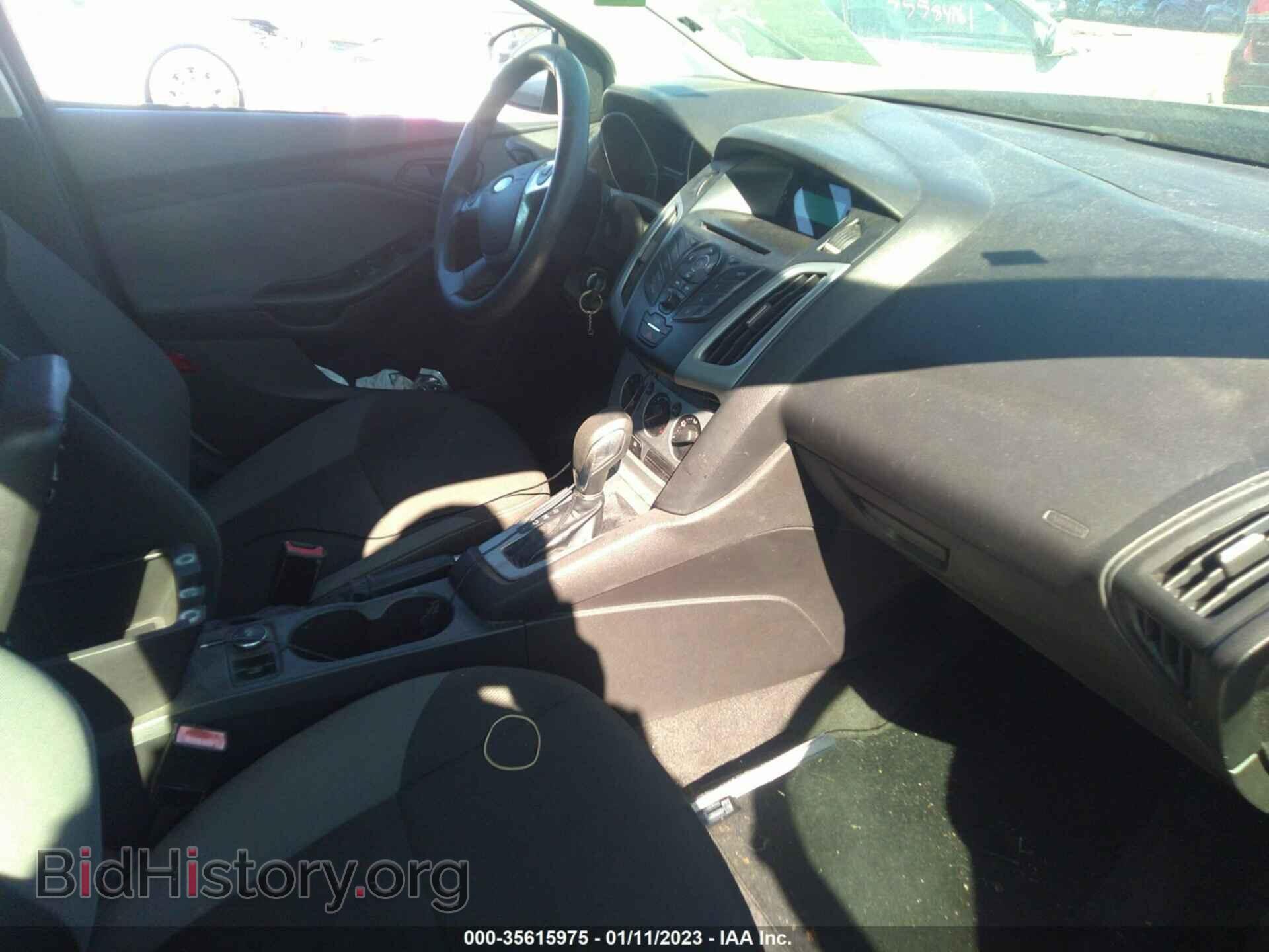 2012 FORD FOCUS - VIN: 1FAHP3F23CL382641 - Photo 5