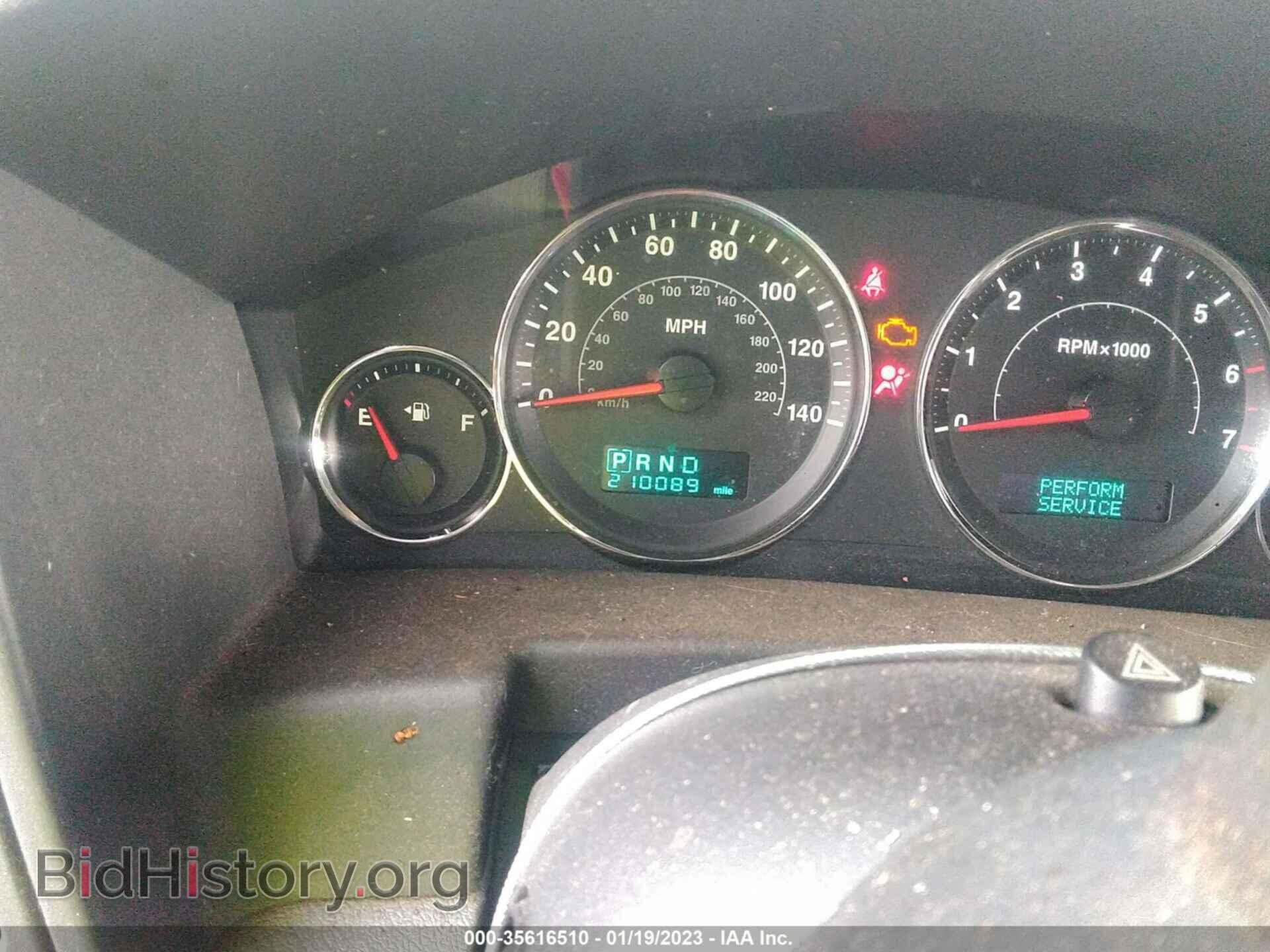 2007 JEEP COMMANDER - VIN: 1J8HH48K27C612887 - Фото 7